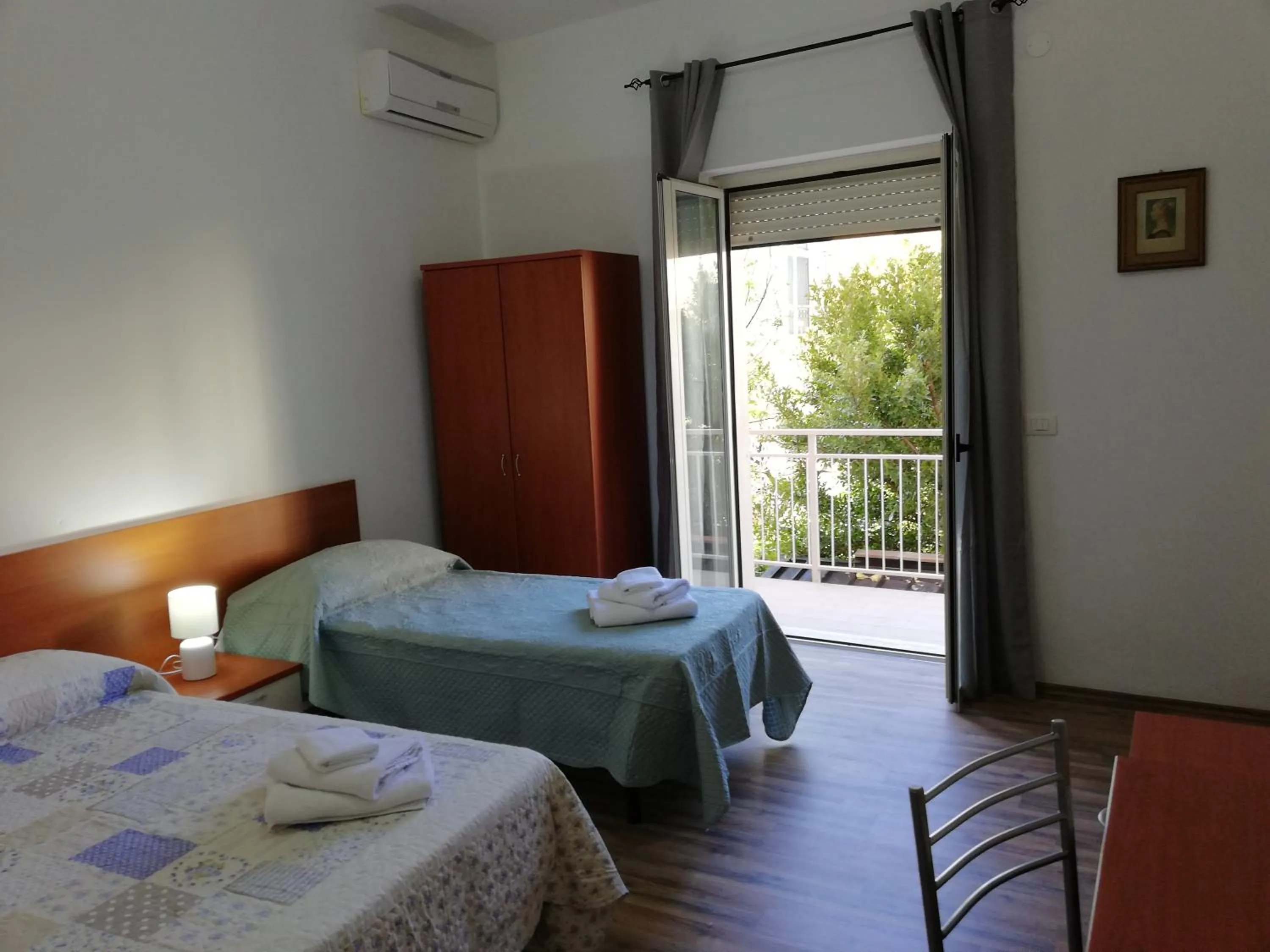 Bed in B&B Altamarea