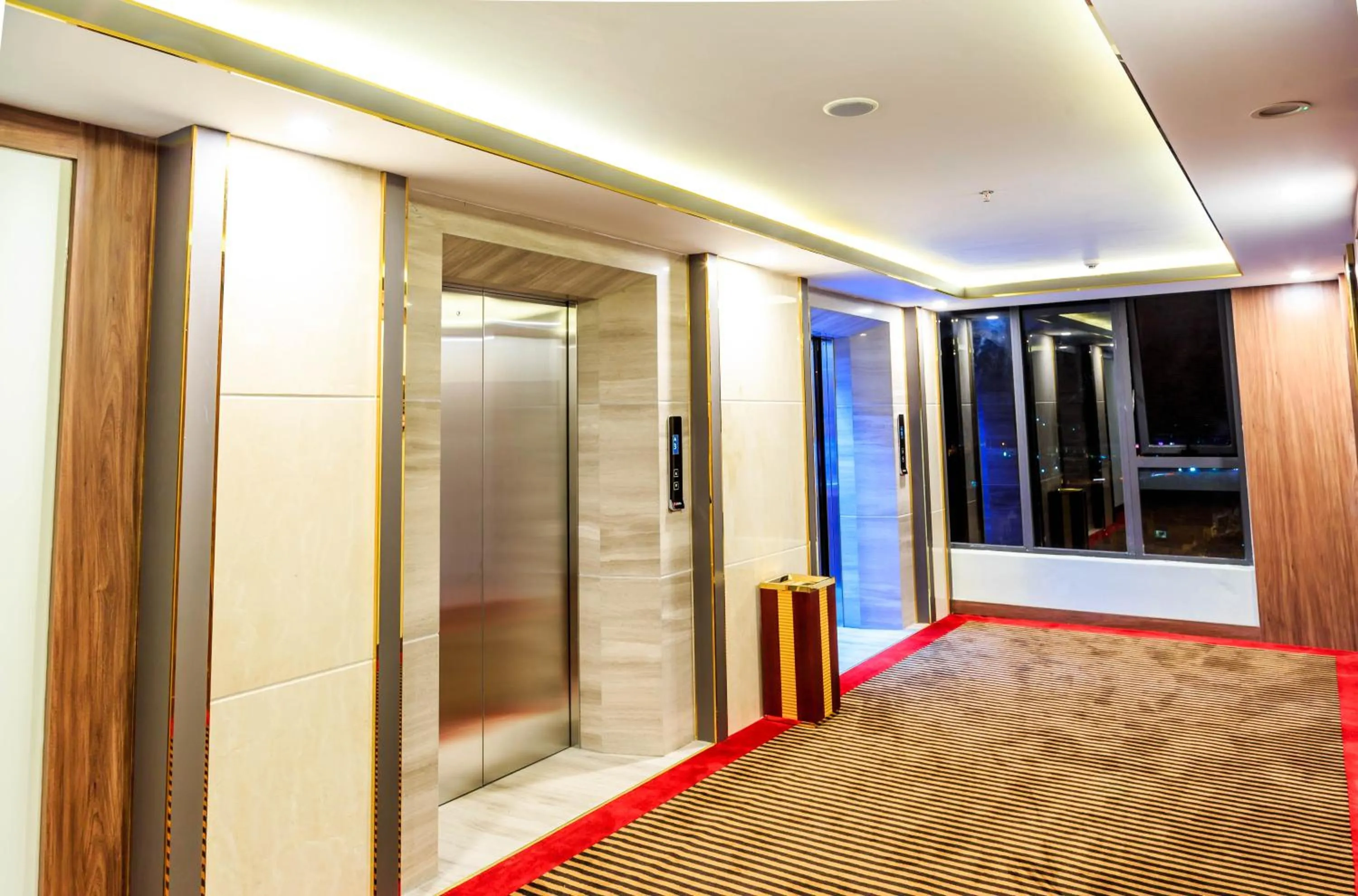 elevator in Muong Thanh Luxury Lang Son Hotel