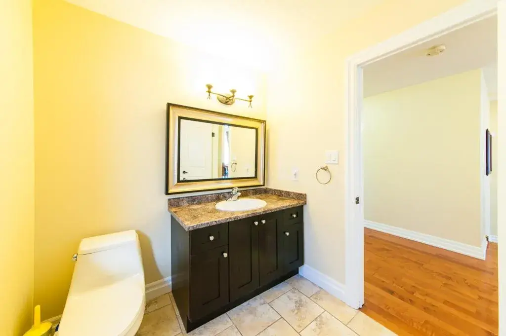 Deluxe Double Room in HB Guest Home 4 Deluxe Double Room in HB Guest Home 4