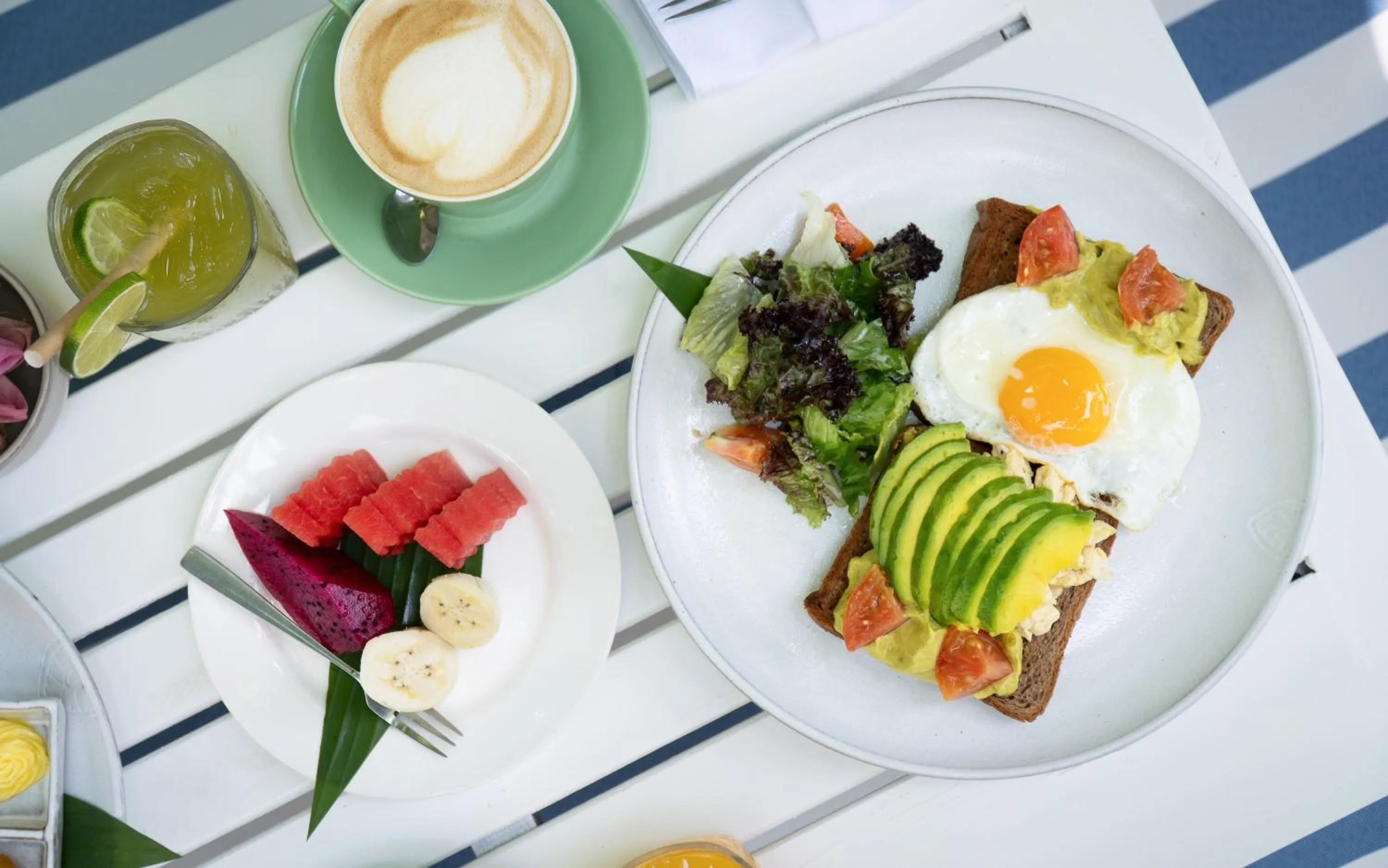 Breakfast in The Urban