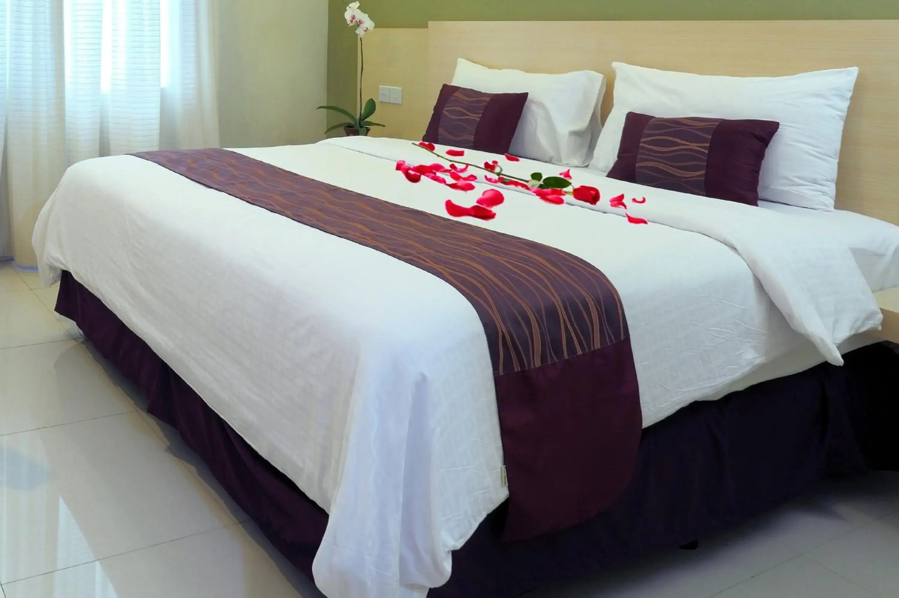 Bedroom, Bed in Lombok Plaza Hotel and Convention Bedroom, Bed in Lombok Plaza Hotel and Convention
