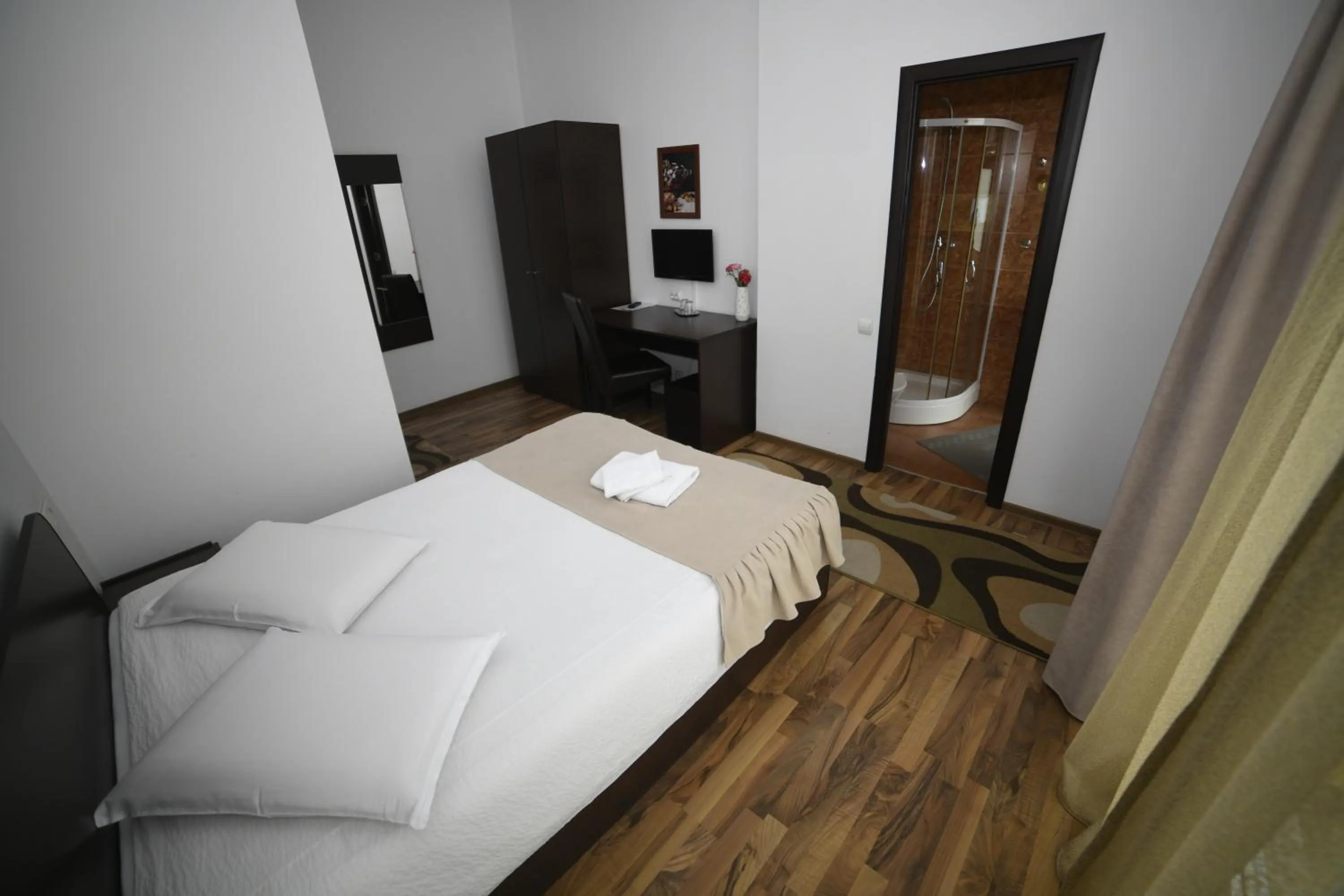 Photo of the whole room, Bed in Pensiunea Zbor