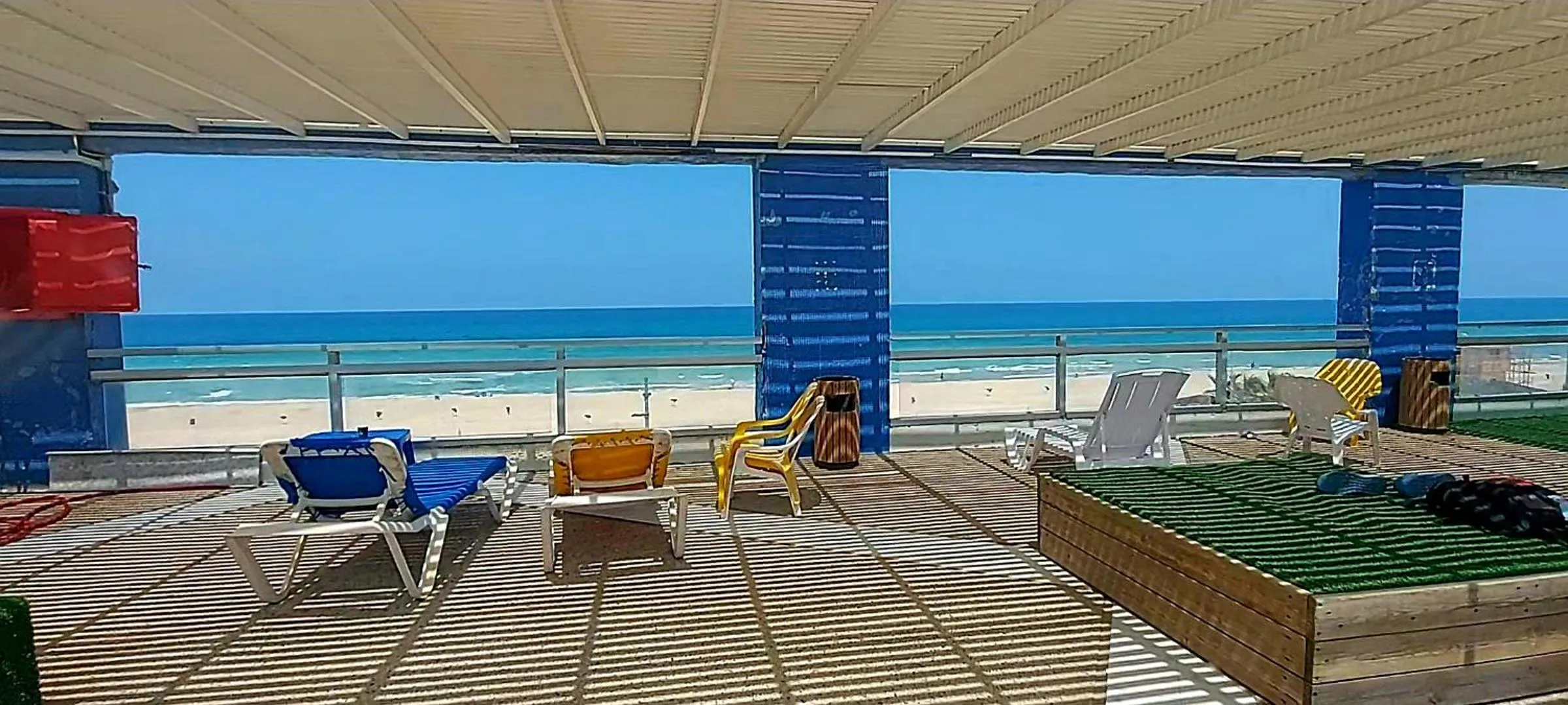 Balcony/Terrace in Apart Hotel TLV/Bat Yam Beach Front 1207