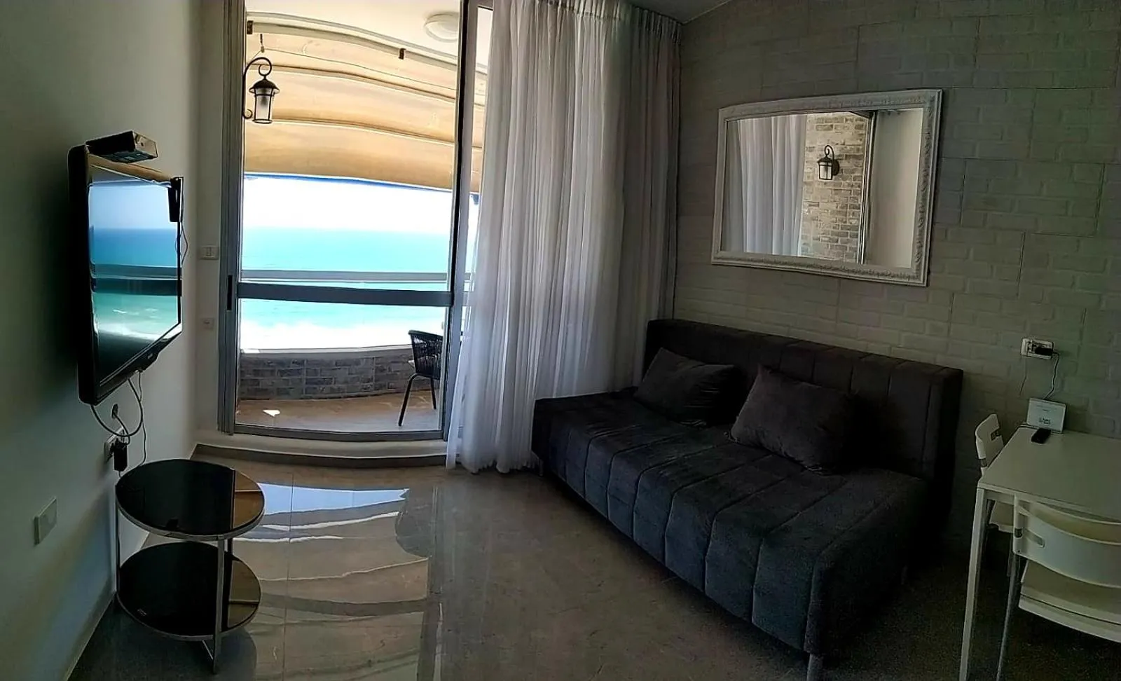 Seating area in Apart Hotel TLV/Bat Yam Beach Front 1207