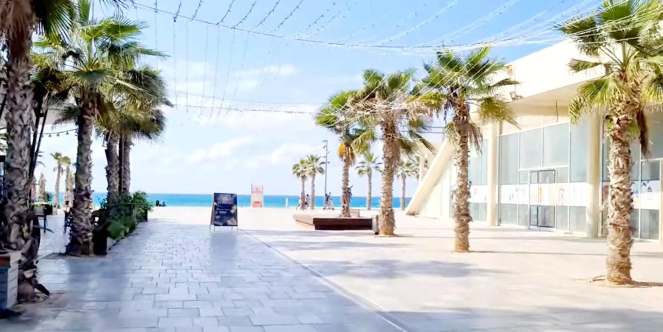 Property building in Apart Hotel TLV/Bat Yam Beach Front 1207