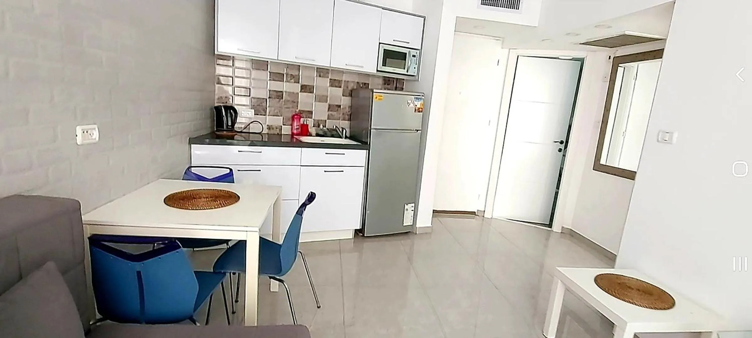 Kitchen or kitchenette in Apart Hotel TLV/Bat Yam Beach Front 1207
