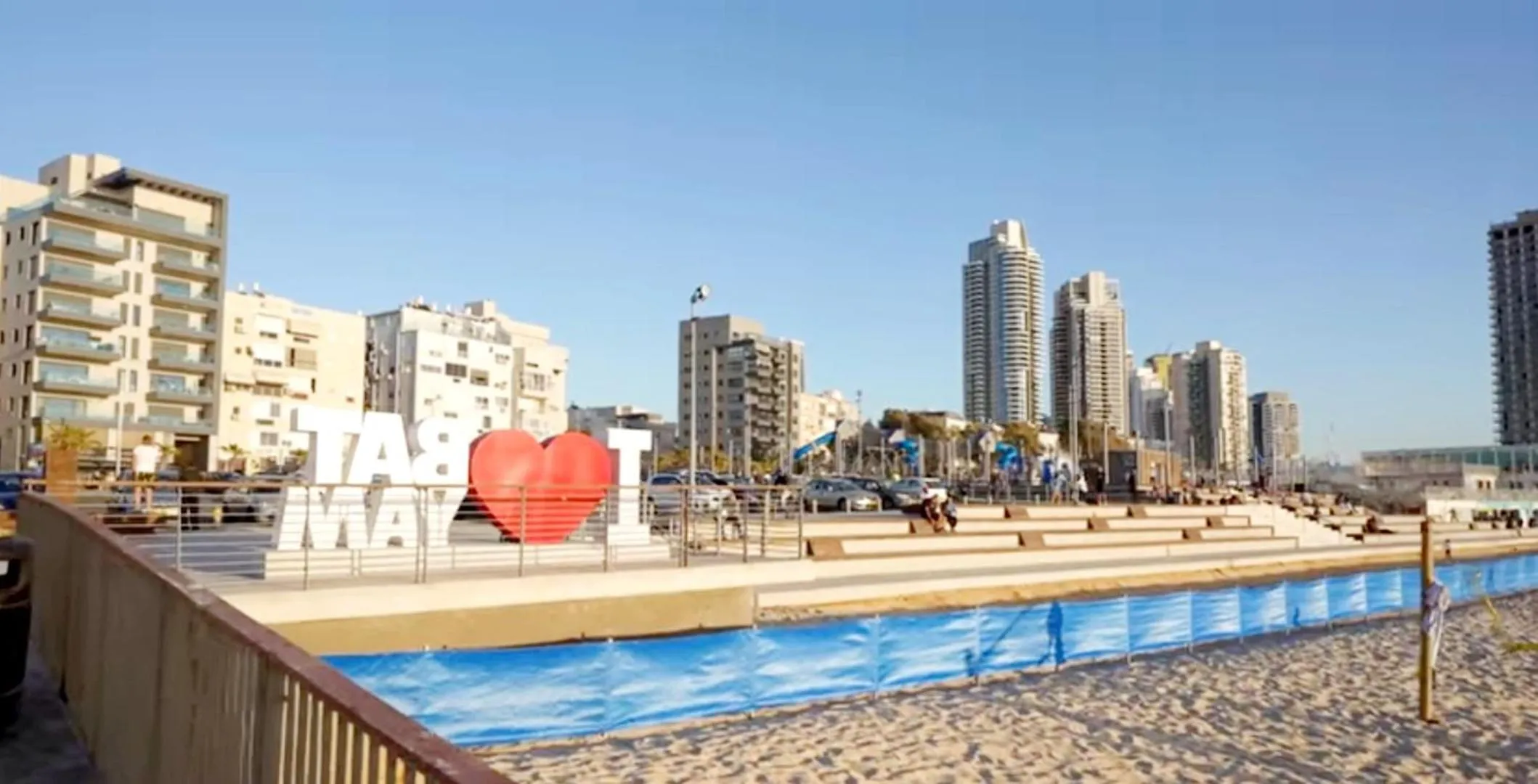 Property building in Apart Hotel TLV/Bat Yam Beach Front 1207