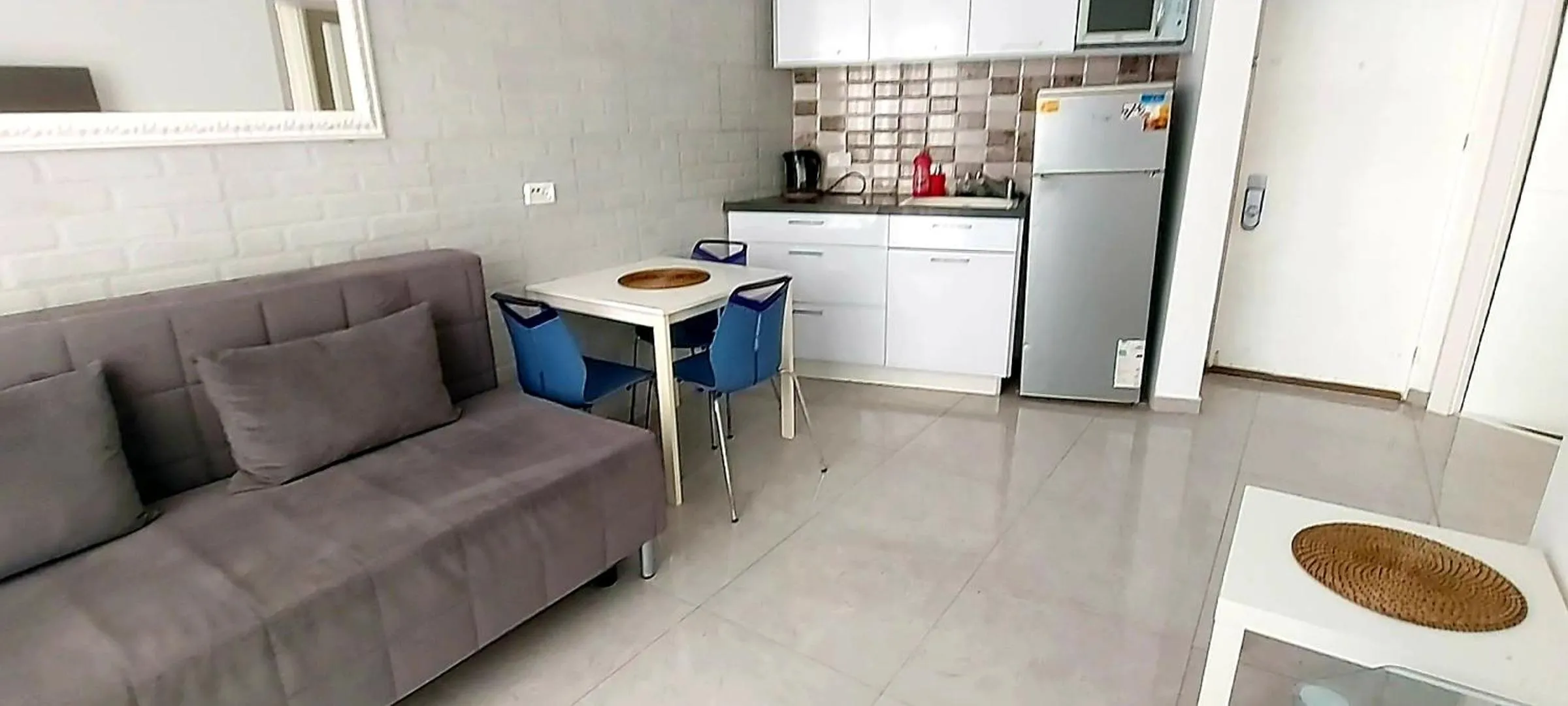 Living room in Apart Hotel TLV/Bat Yam Beach Front 1207