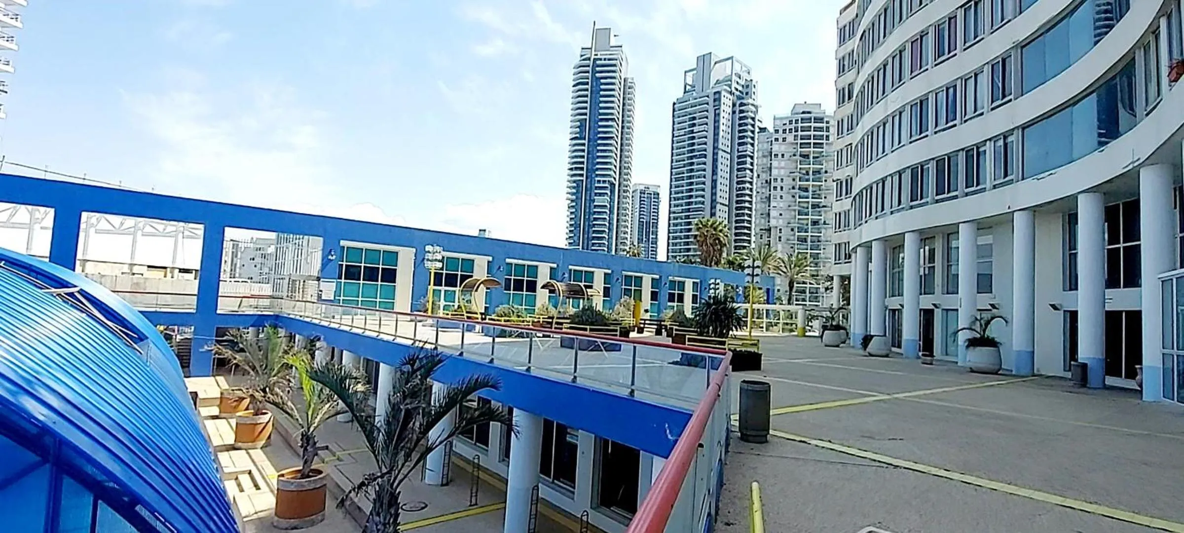 Property building in Apart Hotel TLV/Bat Yam Beach Front 1207