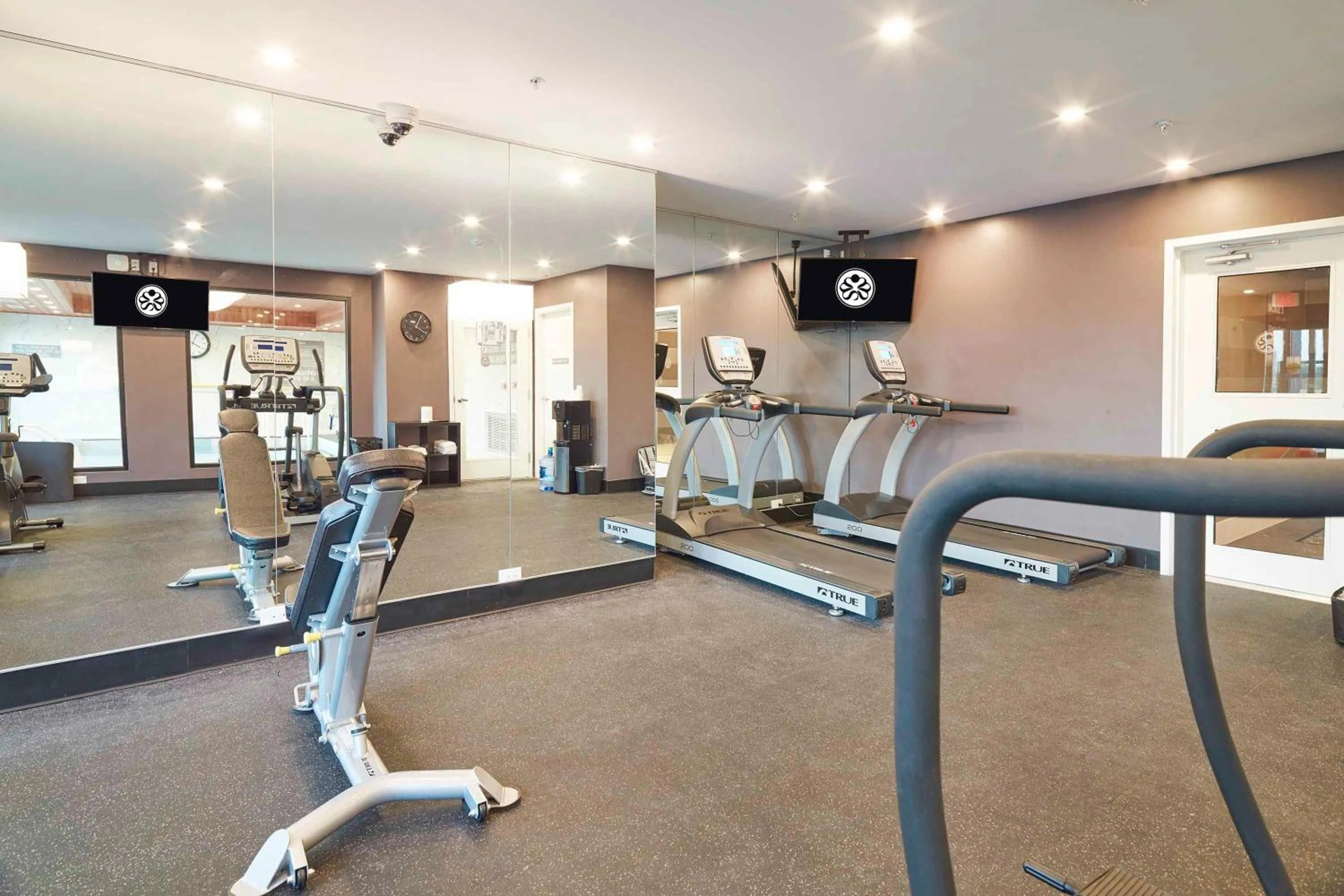 Fitness centre/facilities in Sandman Signature Plano-Frisco Hotel