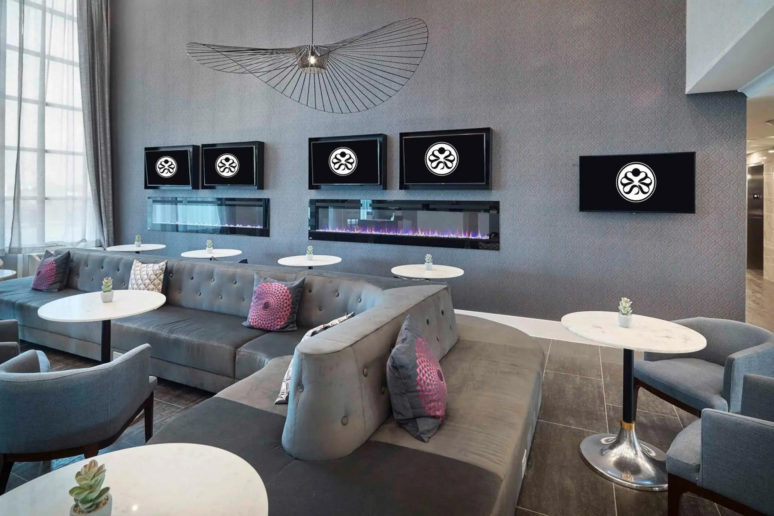 Lobby or reception in Sandman Signature Plano-Frisco Hotel Lobby or reception in Sandman Signature Plano-Frisco Hotel