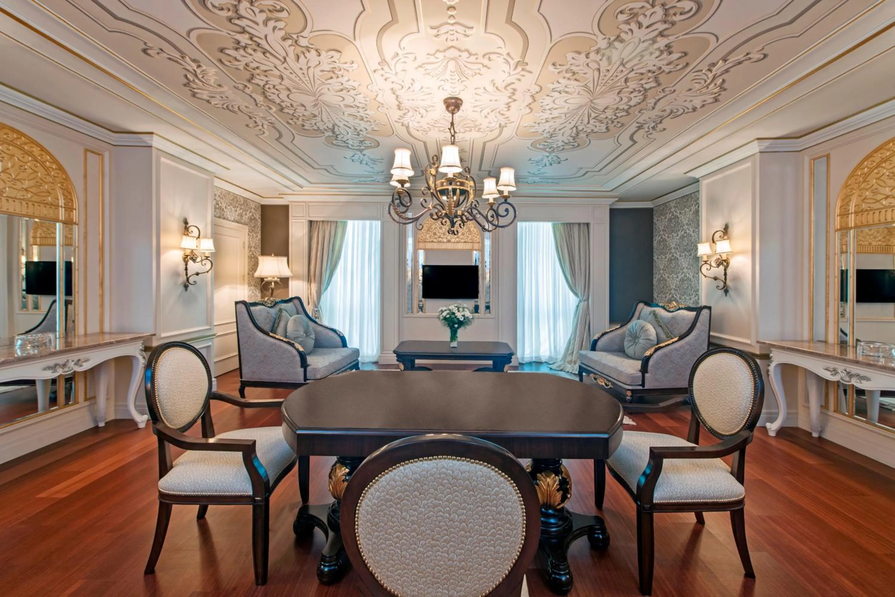 Living room in Elite World Van