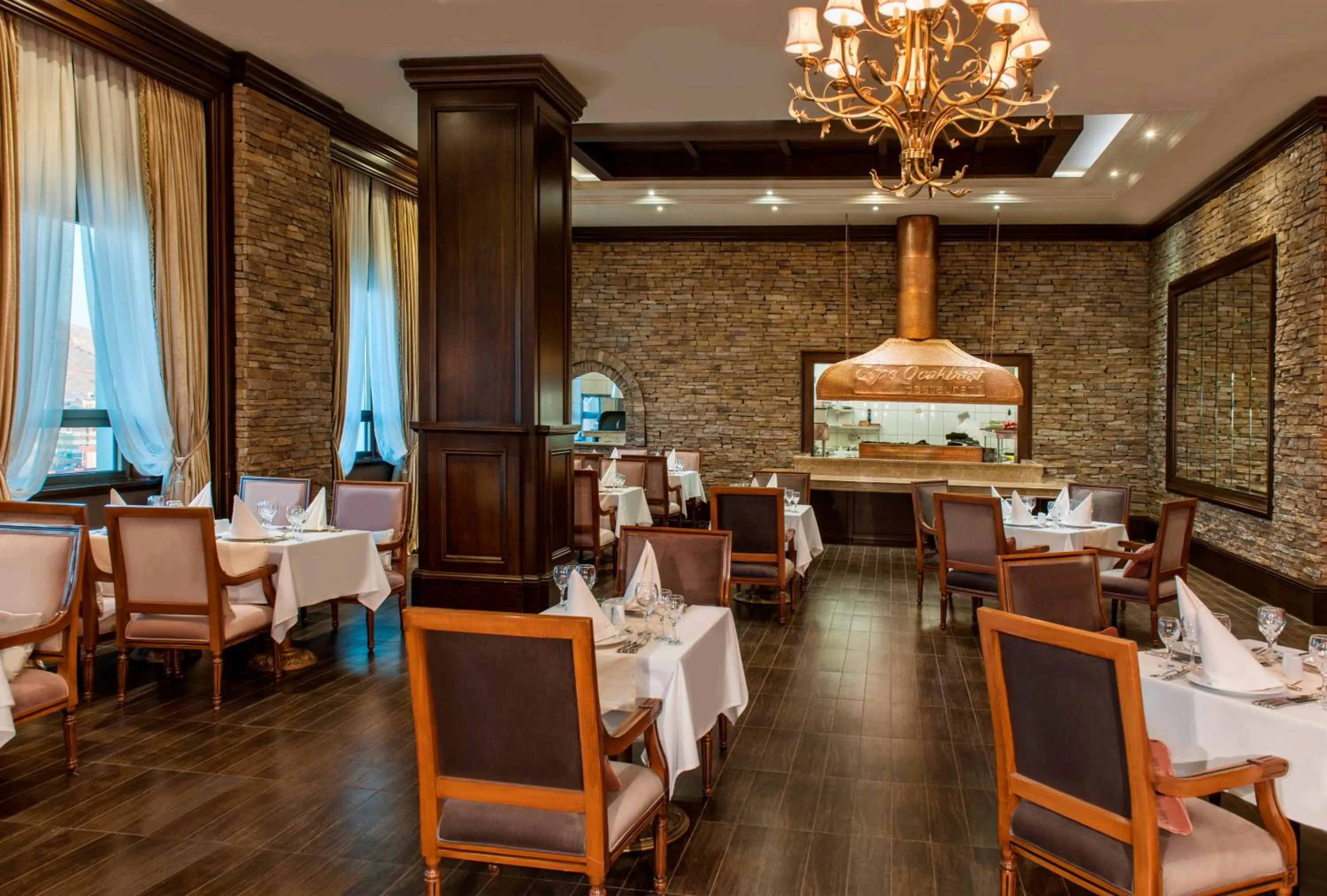 Restaurant/places to eat in Elite World Van