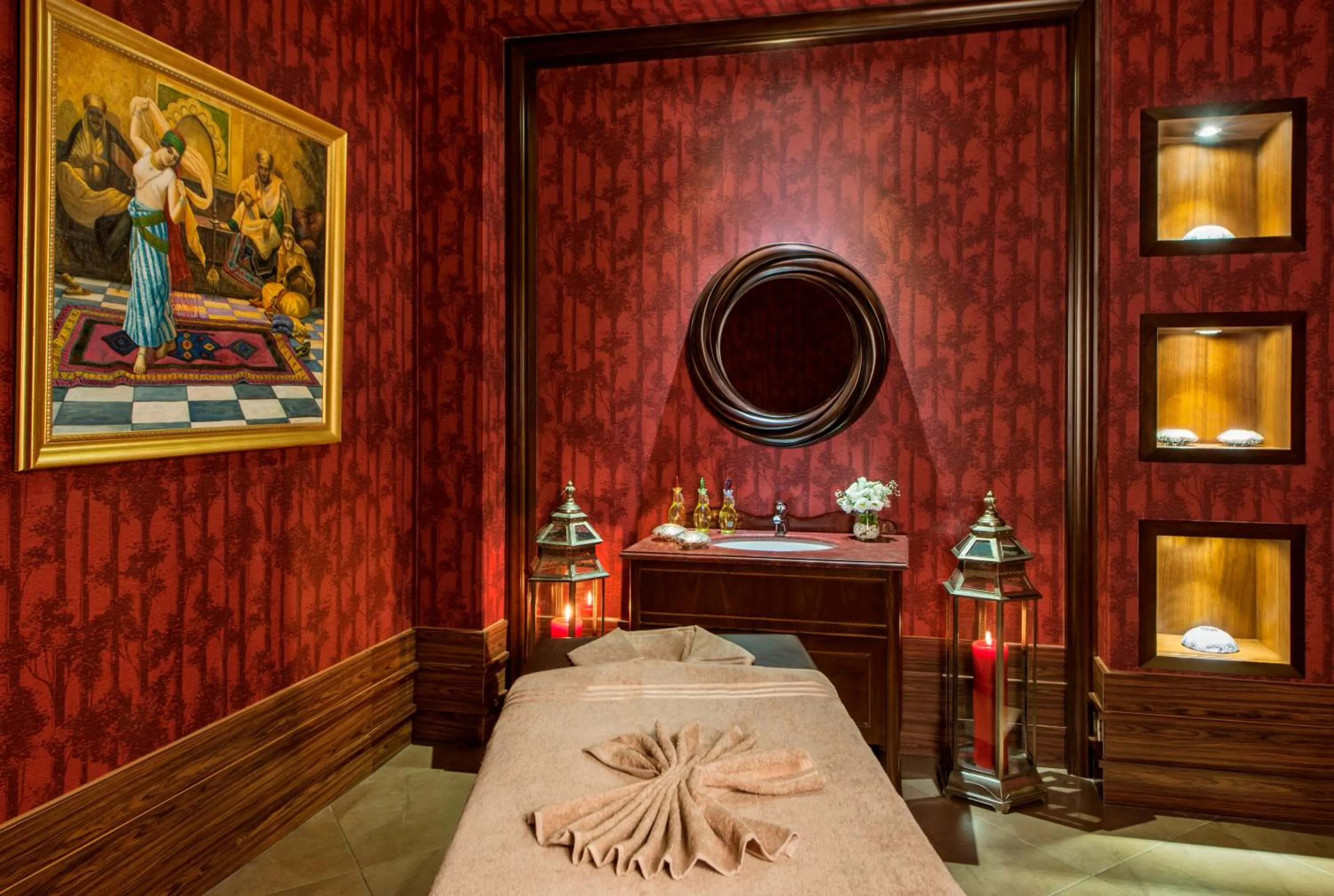 Massage, Bed in Elite World Van