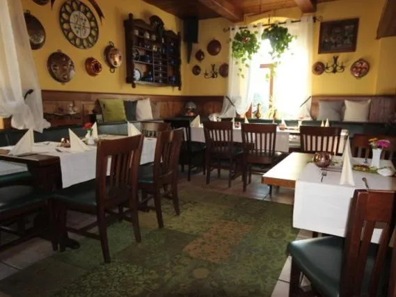 Dining area in Pension Schmiedeschänke