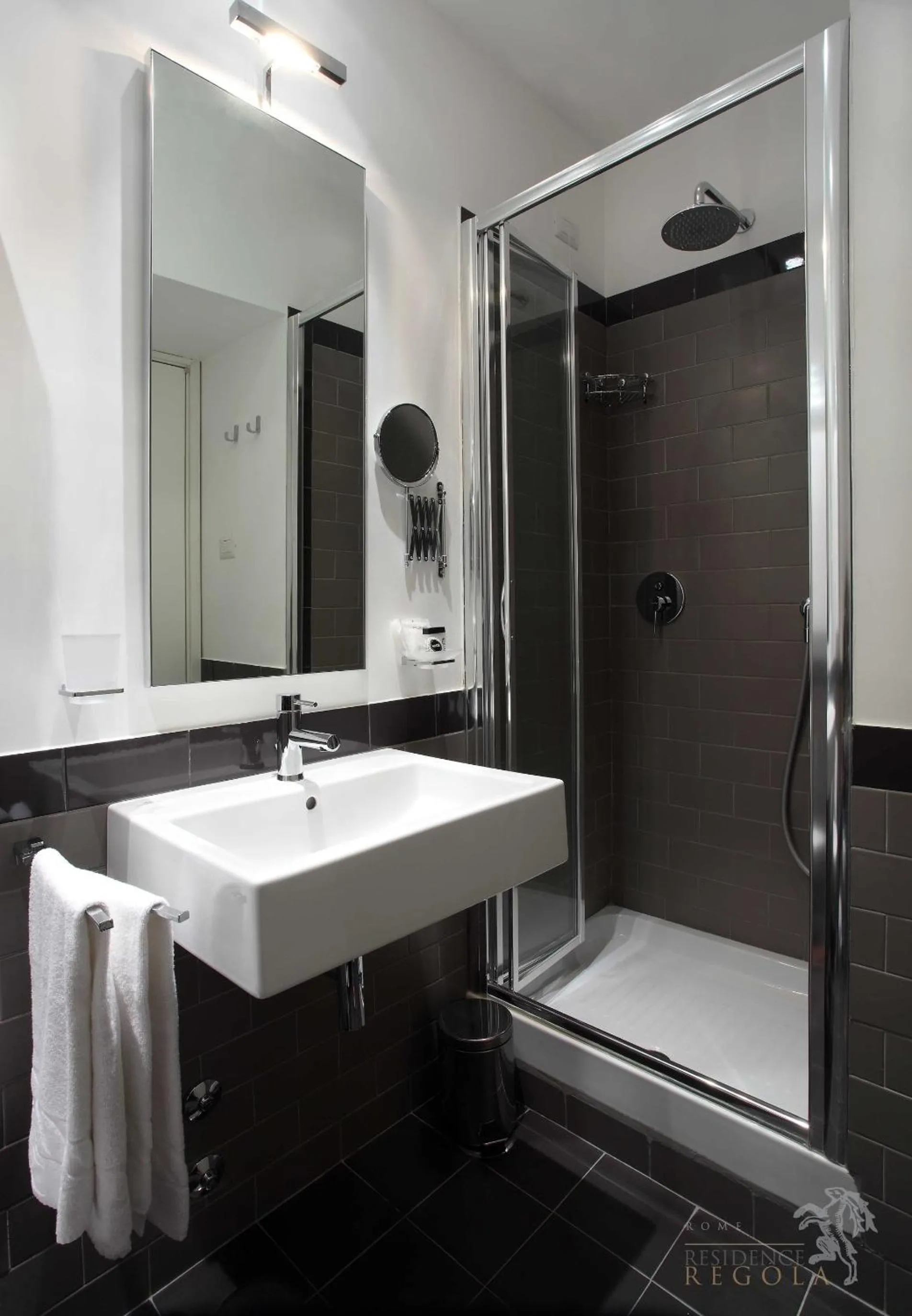 Bathroom in Residence Regola