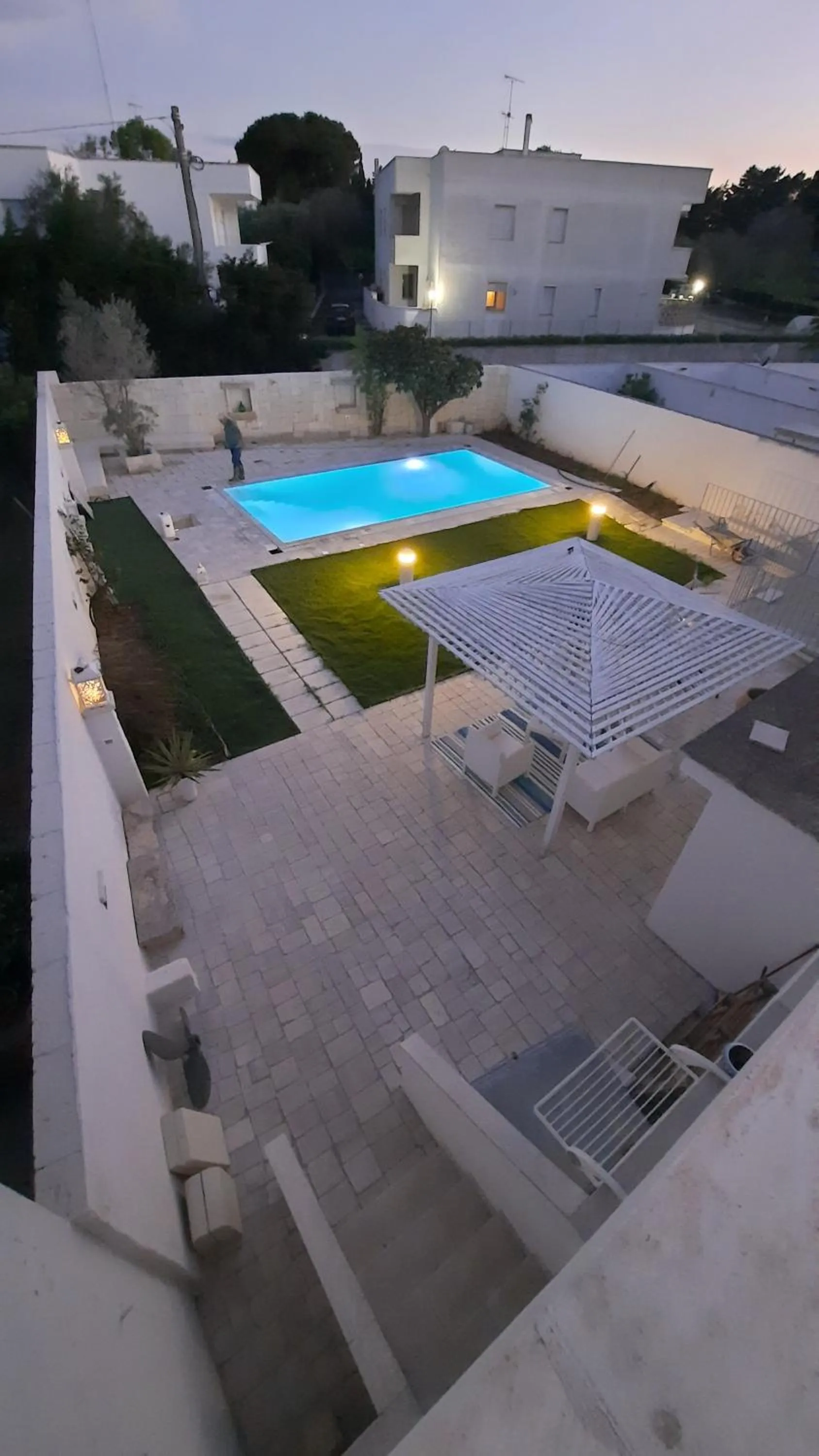 Swimming pool in B&B Villa Ginevra