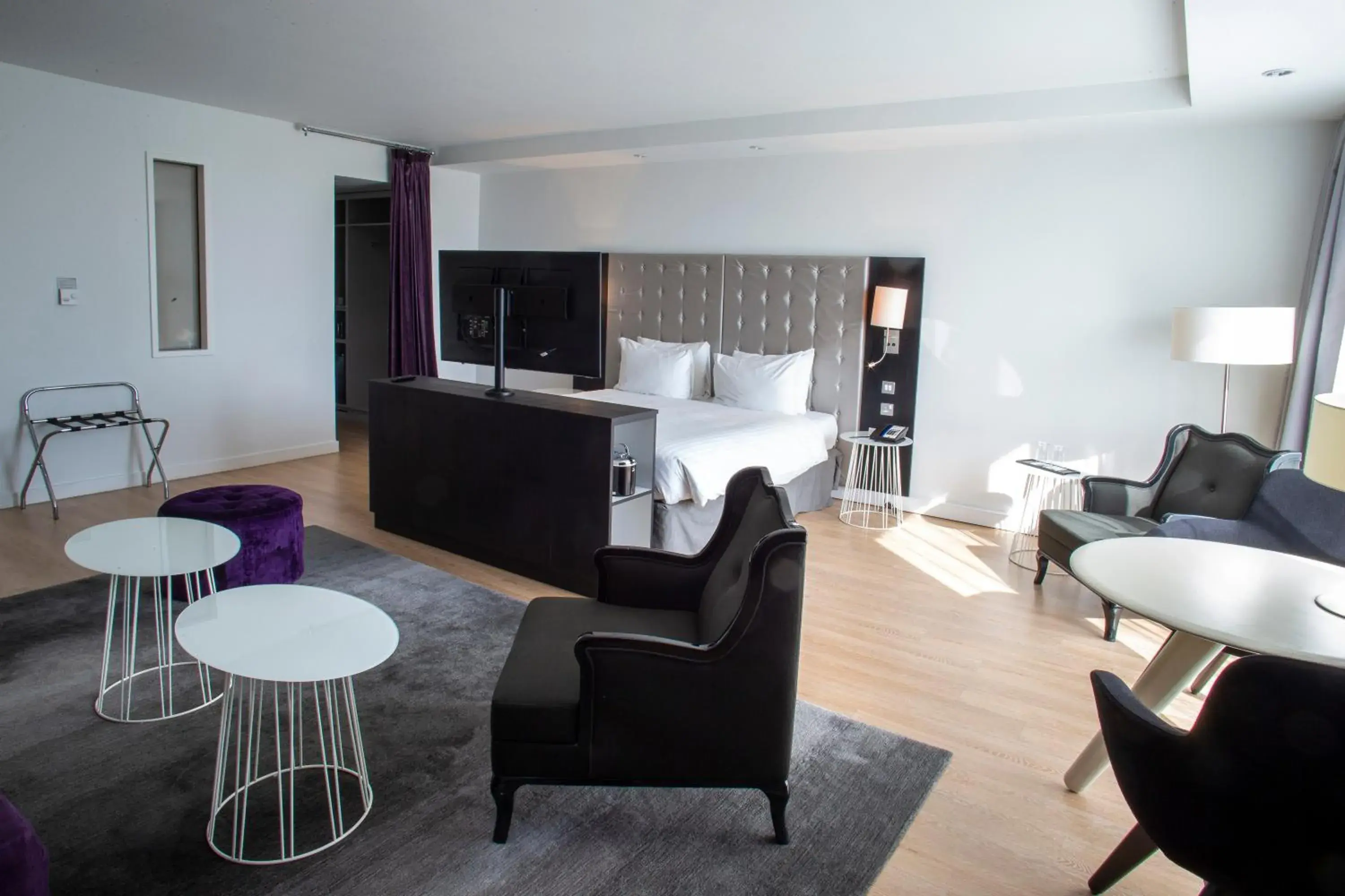 Suite - One Bedroom in Radisson Blu Hotel East Midlands Airport Suite - One Bedroom in Radisson Blu Hotel East Midlands Airport