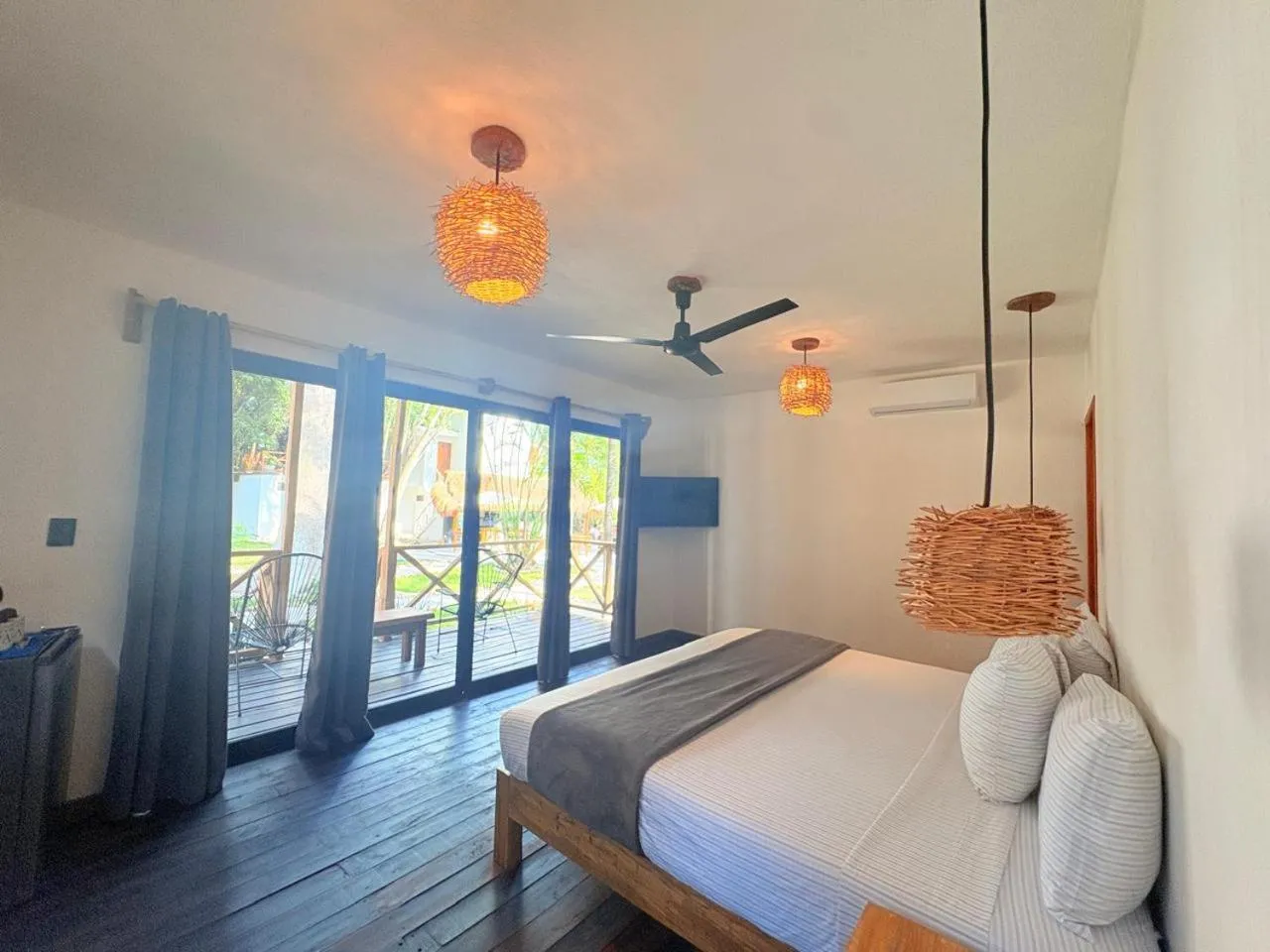 Bed in Hotel Isabella Bacalar Lake Front