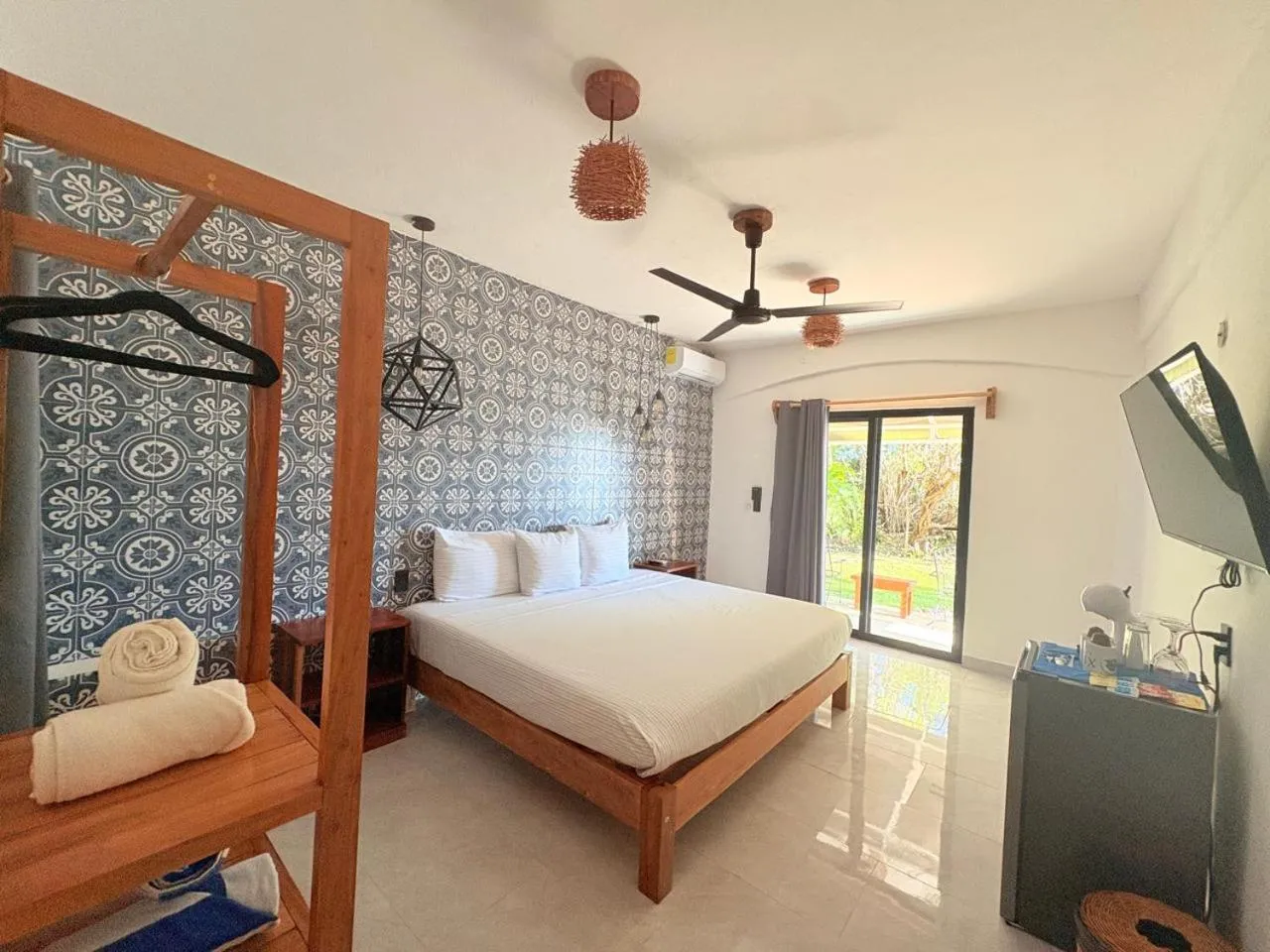 Bed in Hotel Isabella Bacalar Lake Front