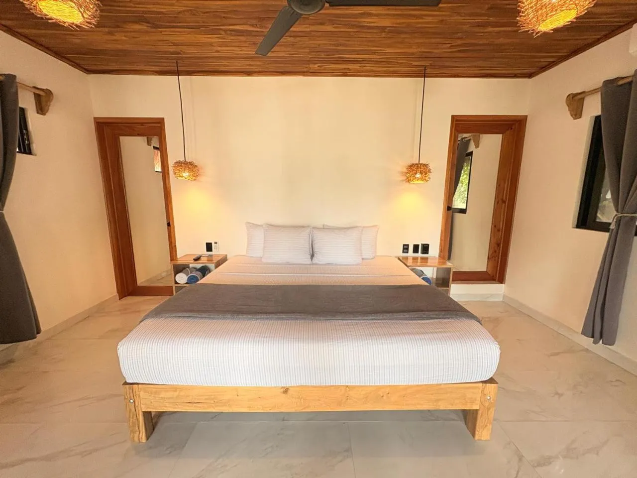 Bed in Hotel Isabella Bacalar Lake Front