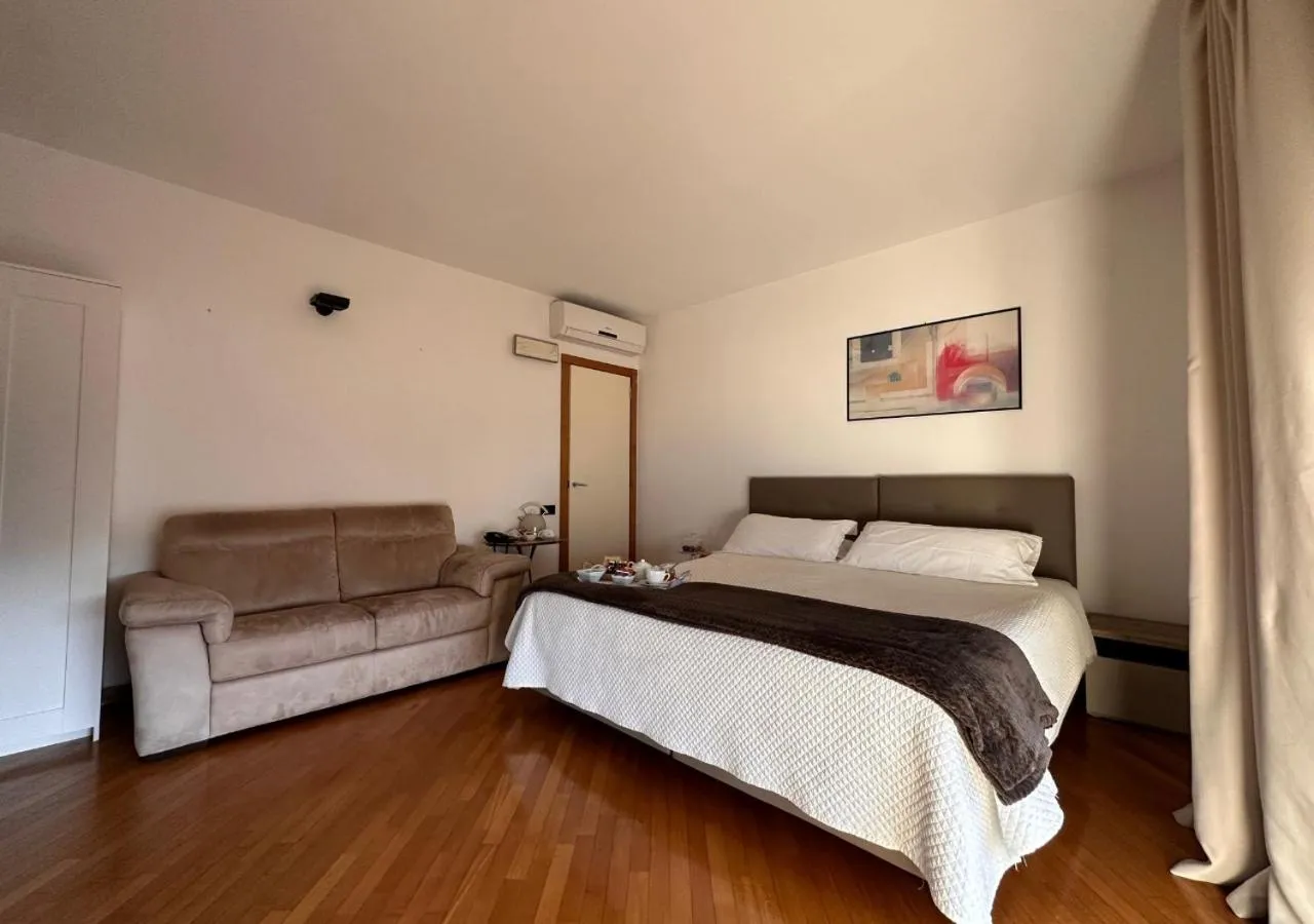 Bedroom, Bed in Hotel Europa