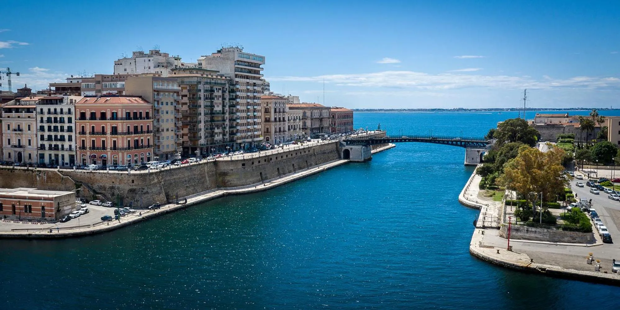 Property building in Hotel Europa