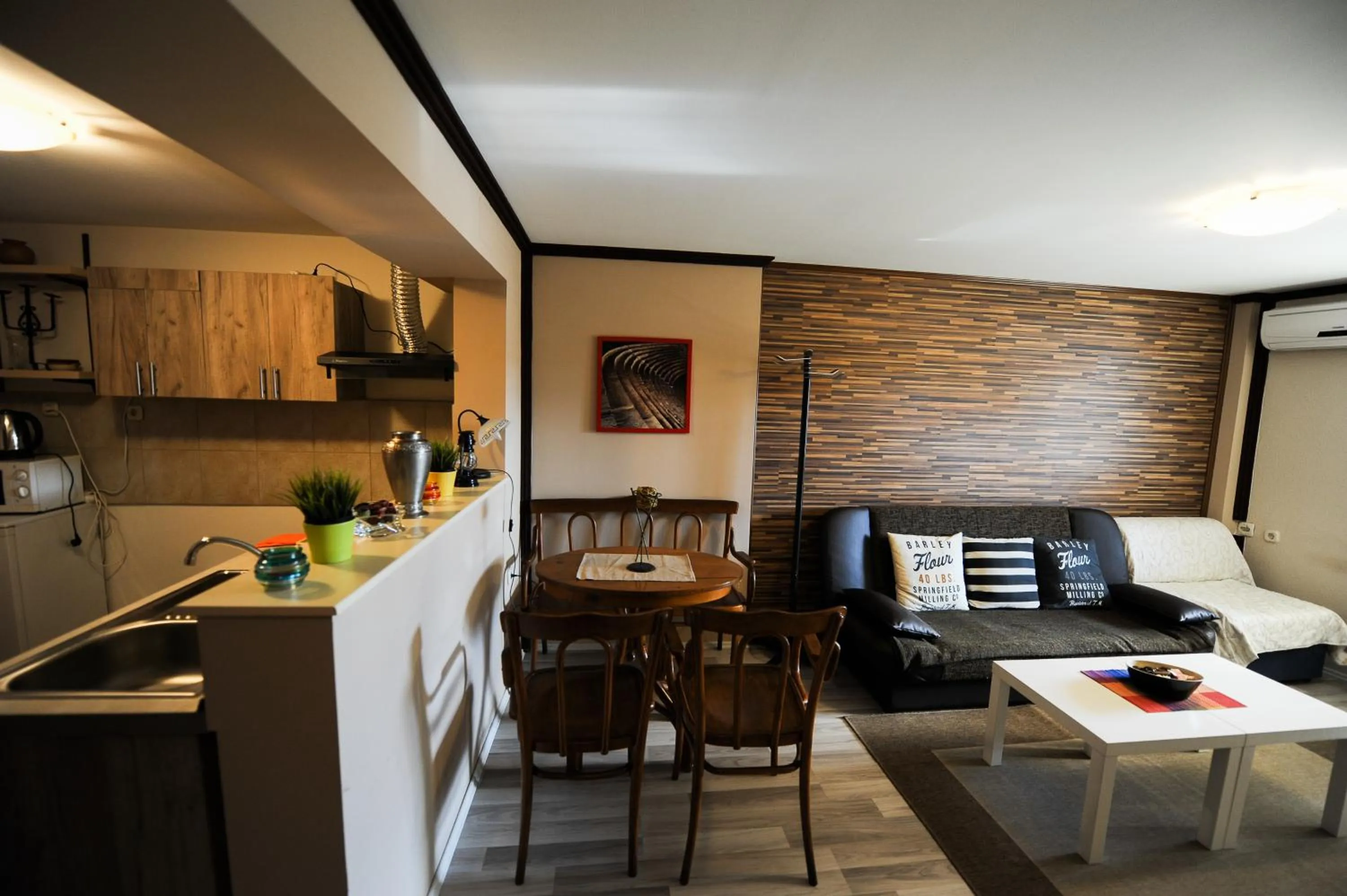 Seating area in Lukanov Apartments & Guest Rooms