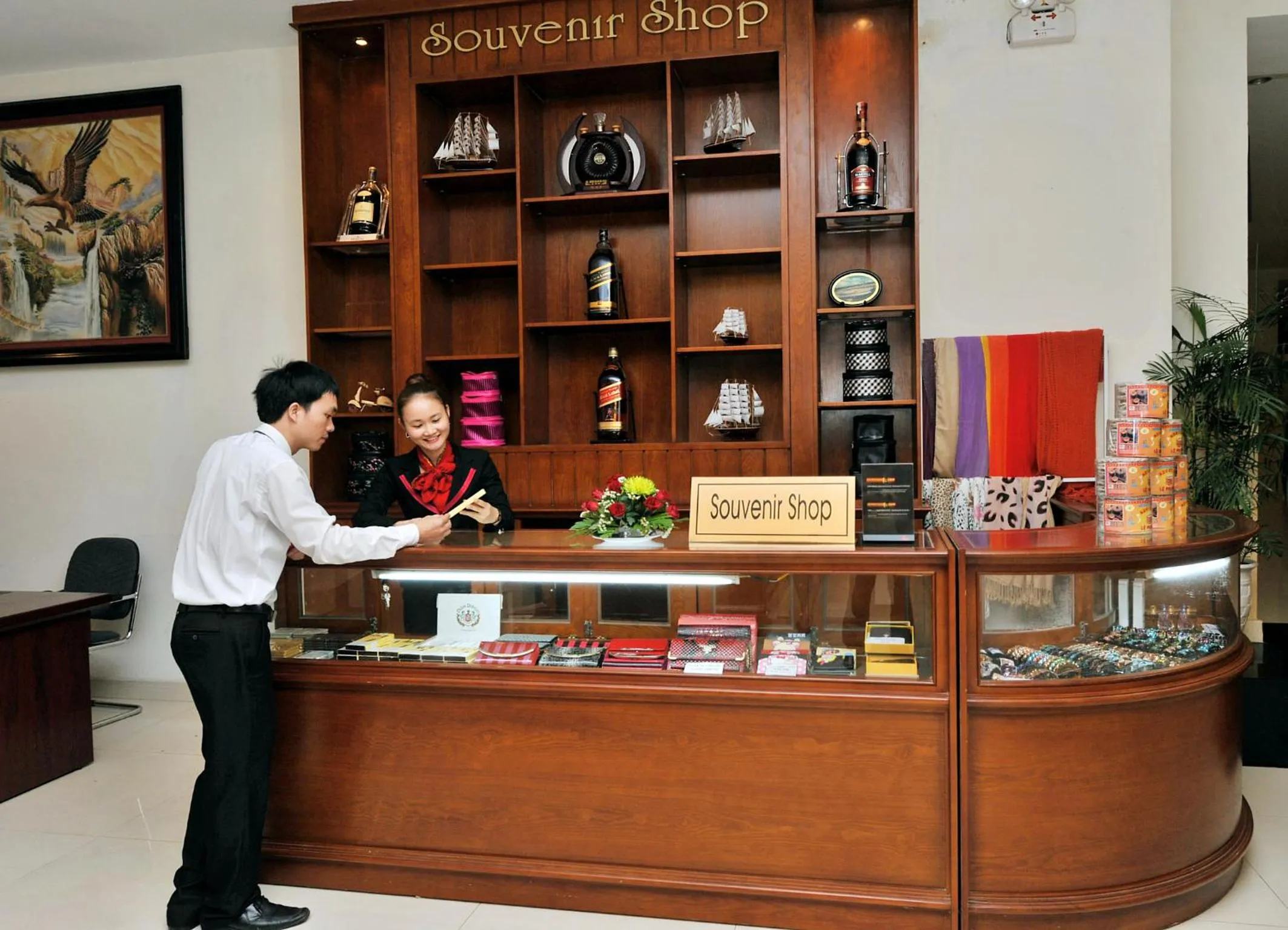 On-site shops in Sai Gon Kim Lien Hotel Vinh City