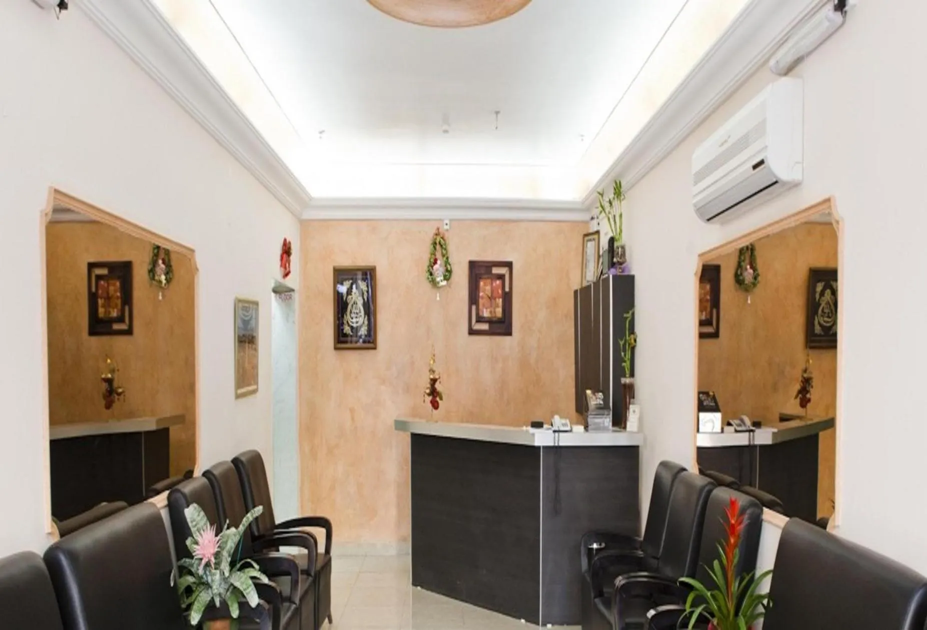 Lobby or reception in Victoria Hotel