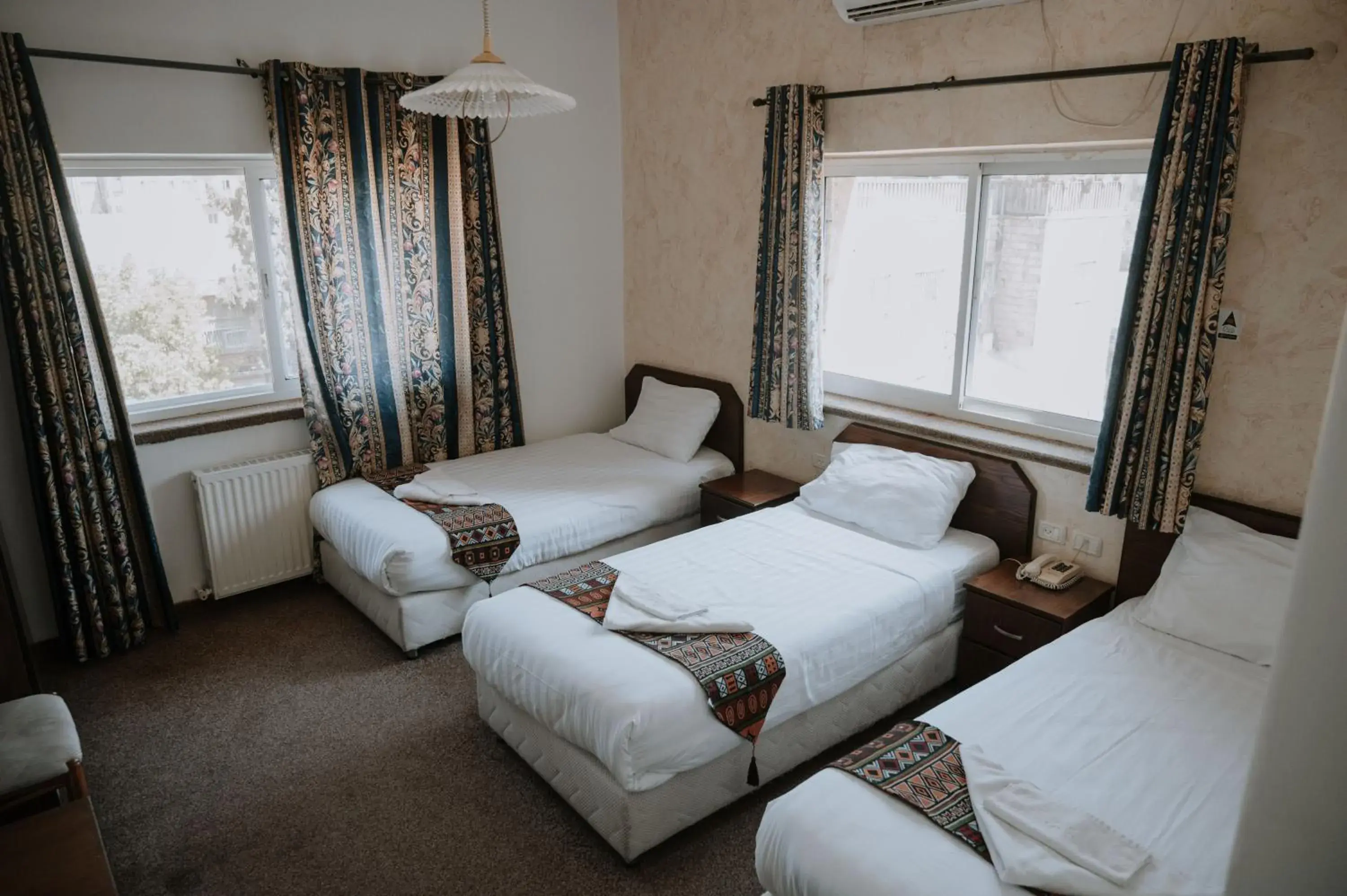 Bed in Victoria Hotel Bed in Victoria Hotel