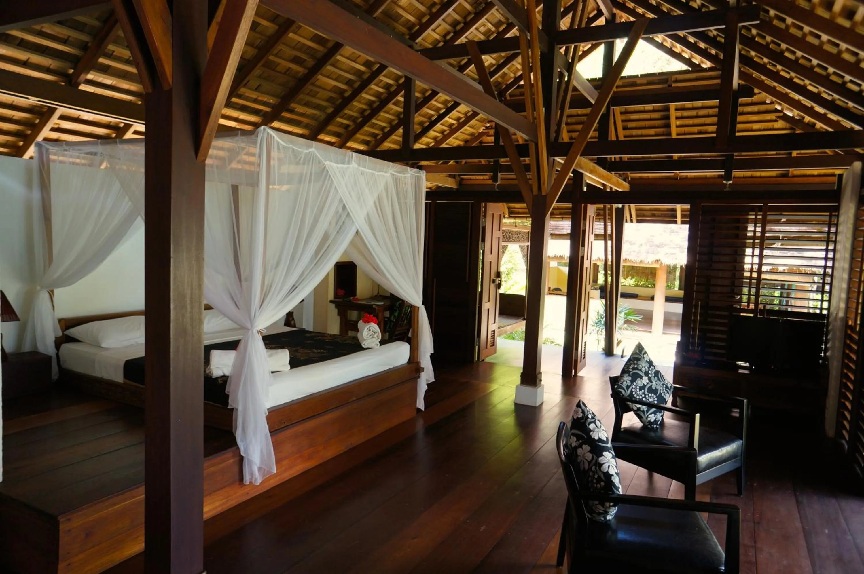 Photo of the whole room, Bed in Koyao Bay Pavilions - Beach Resort and Pool Villas