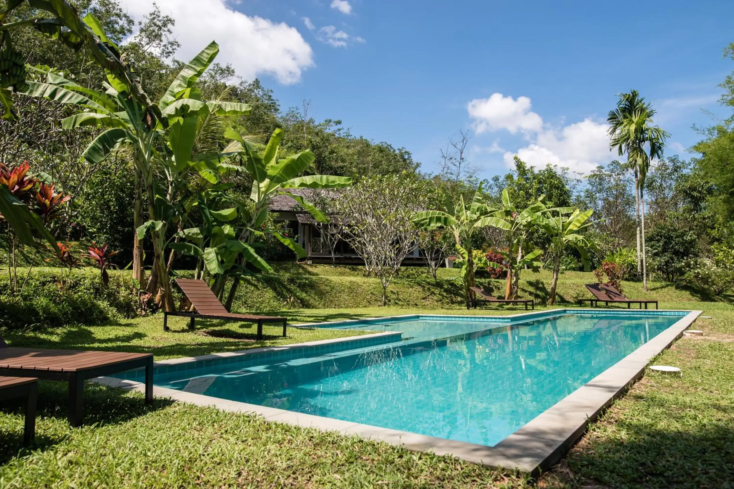 Garden view in Koyao Bay Pavilions - Beach Resort and Pool Villas Garden view in Koyao Bay Pavilions - Beach Resort and Pool Villas
