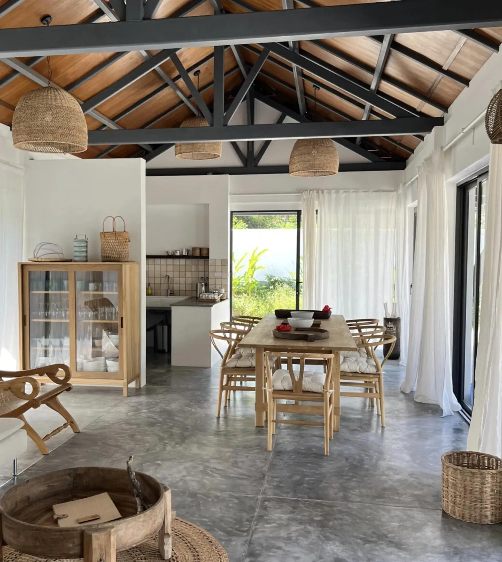 Living room in Koyao Bay Pavilions - Beach Resort and Pool Villas Living room in Koyao Bay Pavilions - Beach Resort and Pool Villas