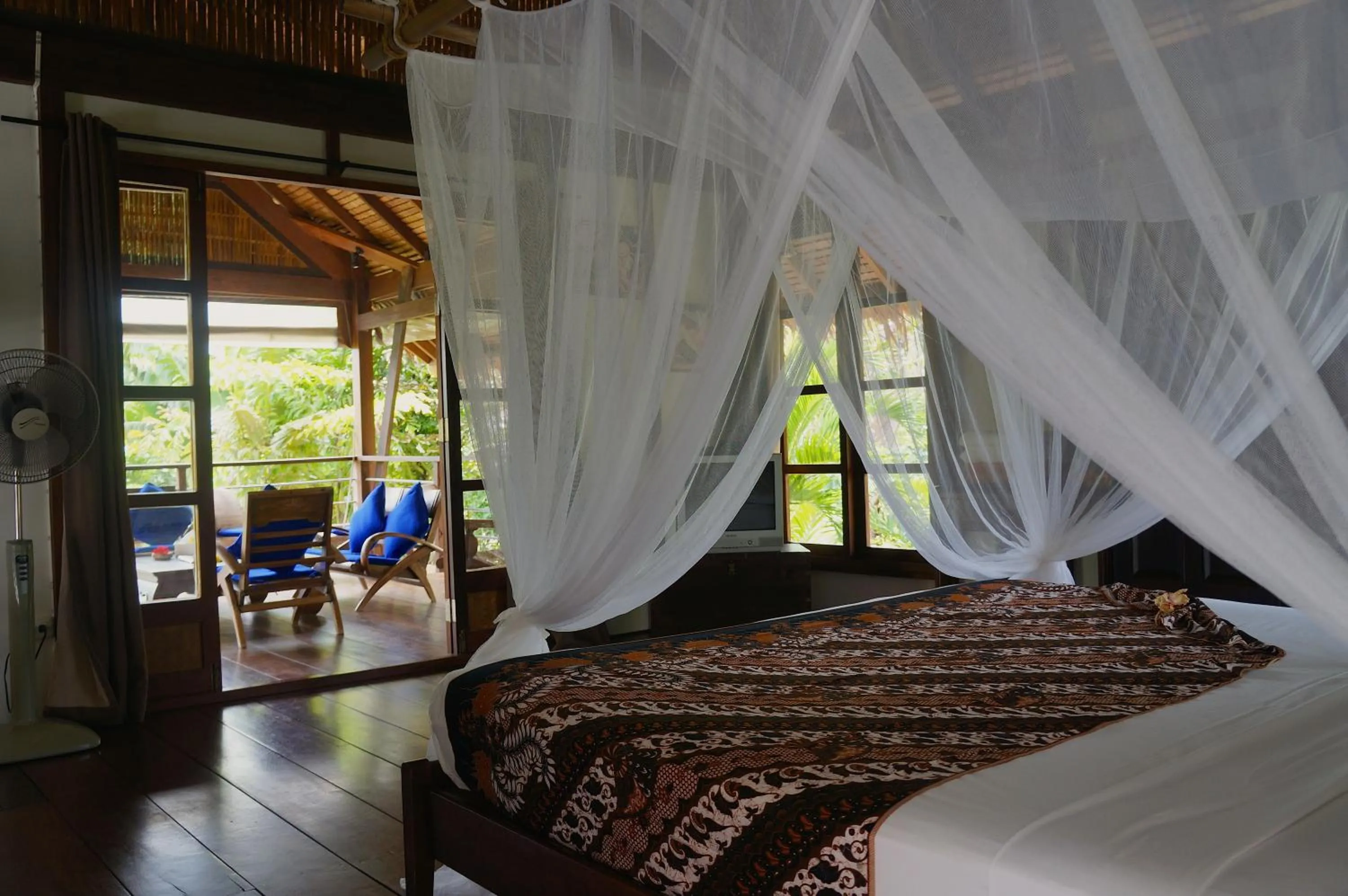 Bed in Koyao Bay Pavilions - Beach Resort and Pool Villas