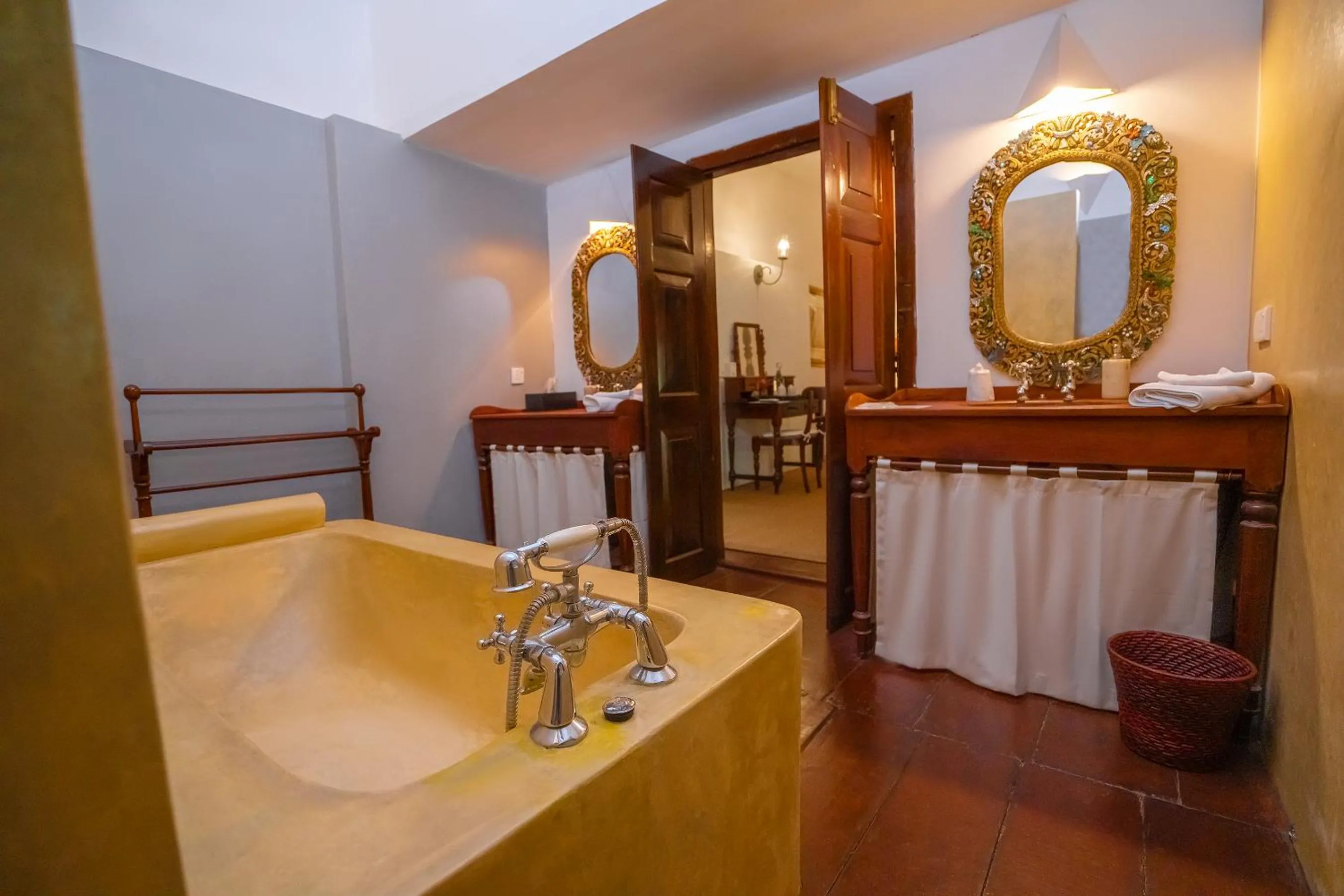 Bathroom in Adigars Manor