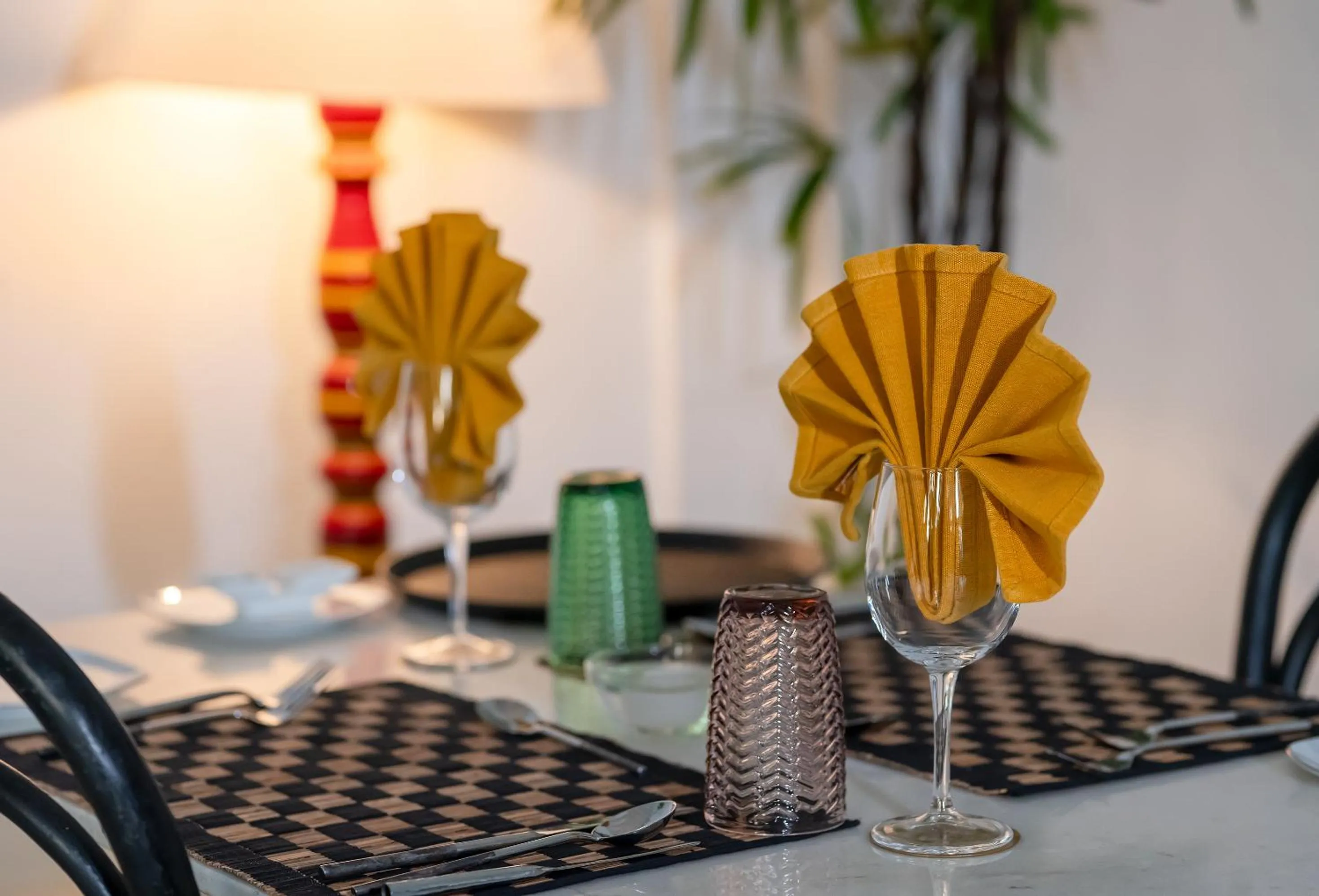 Restaurant/places to eat in Adigars Manor