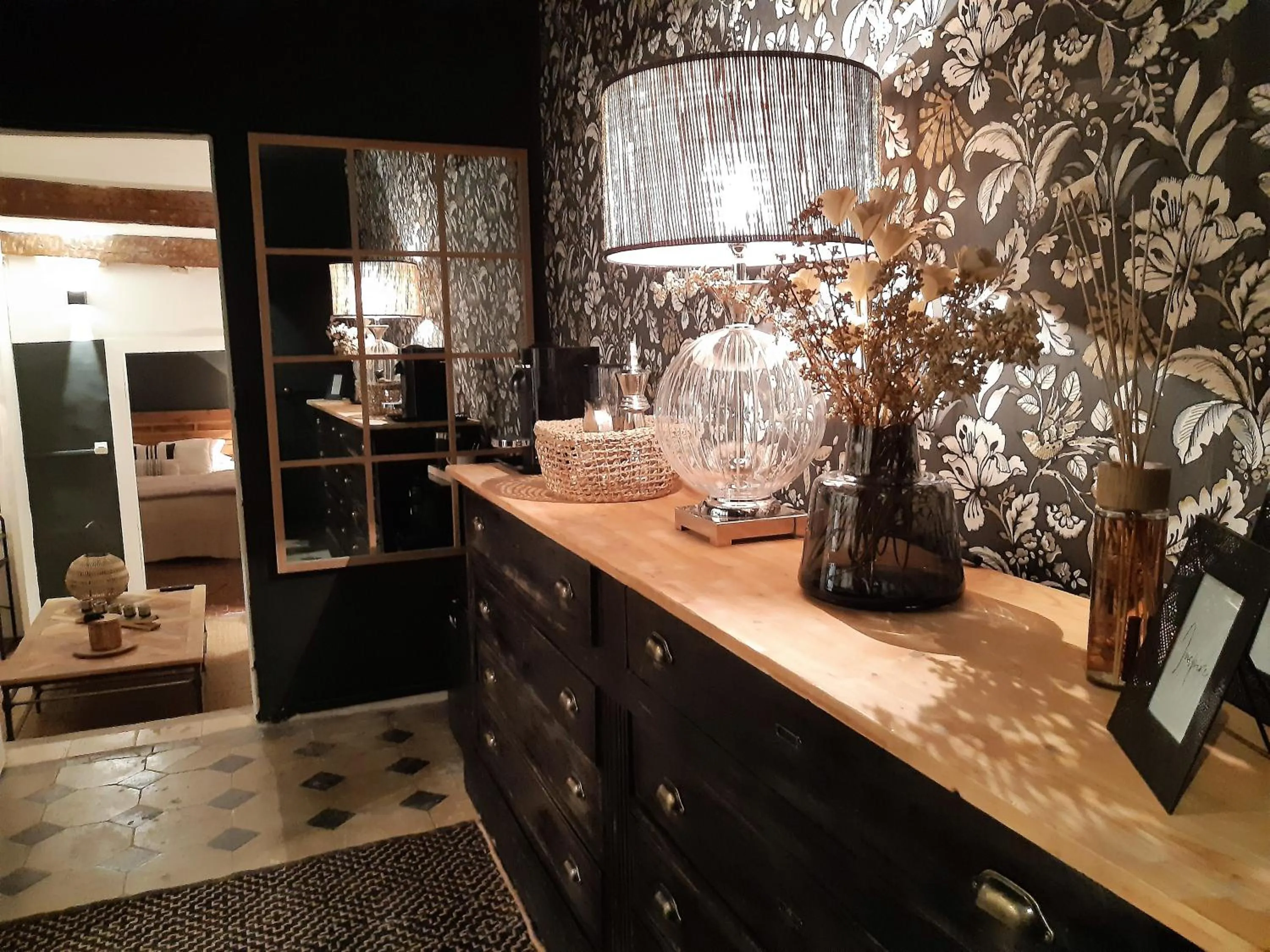 Property building in Hôtel Le Patio de Sophie