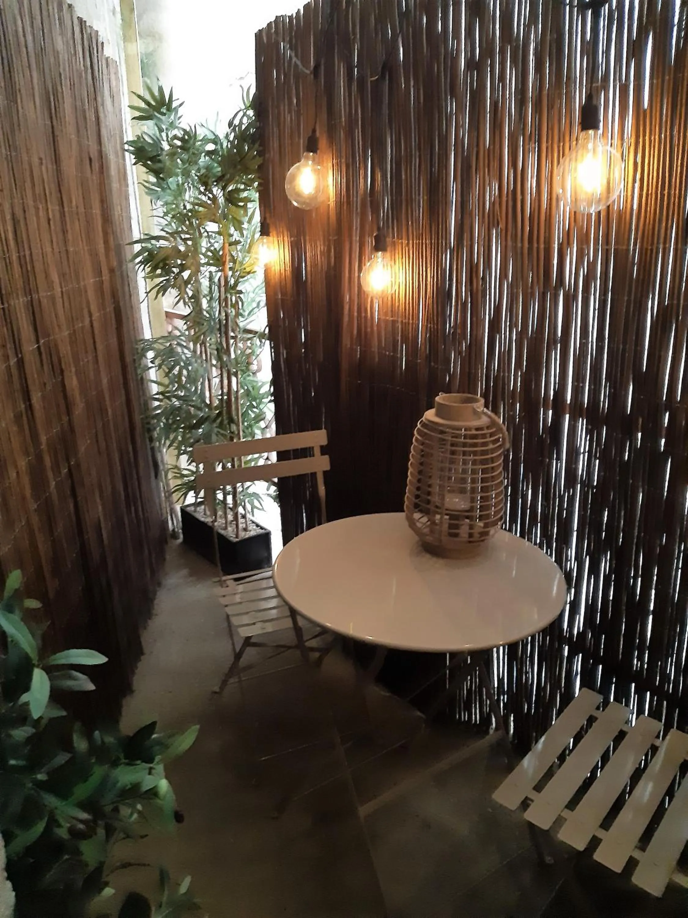 Property building in Hôtel Le Patio de Sophie