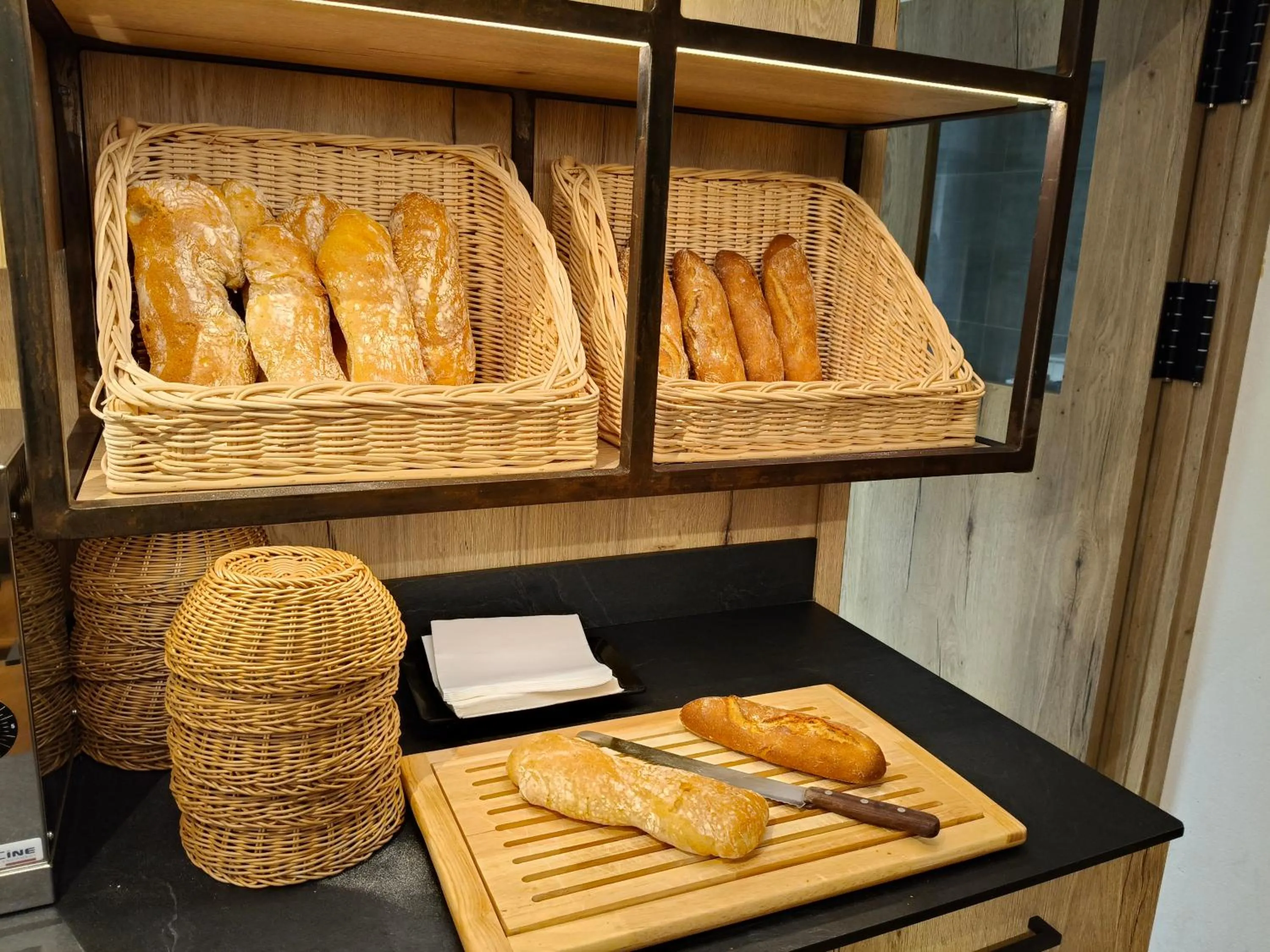 Breakfast in Steinbock B&B - Apartaments