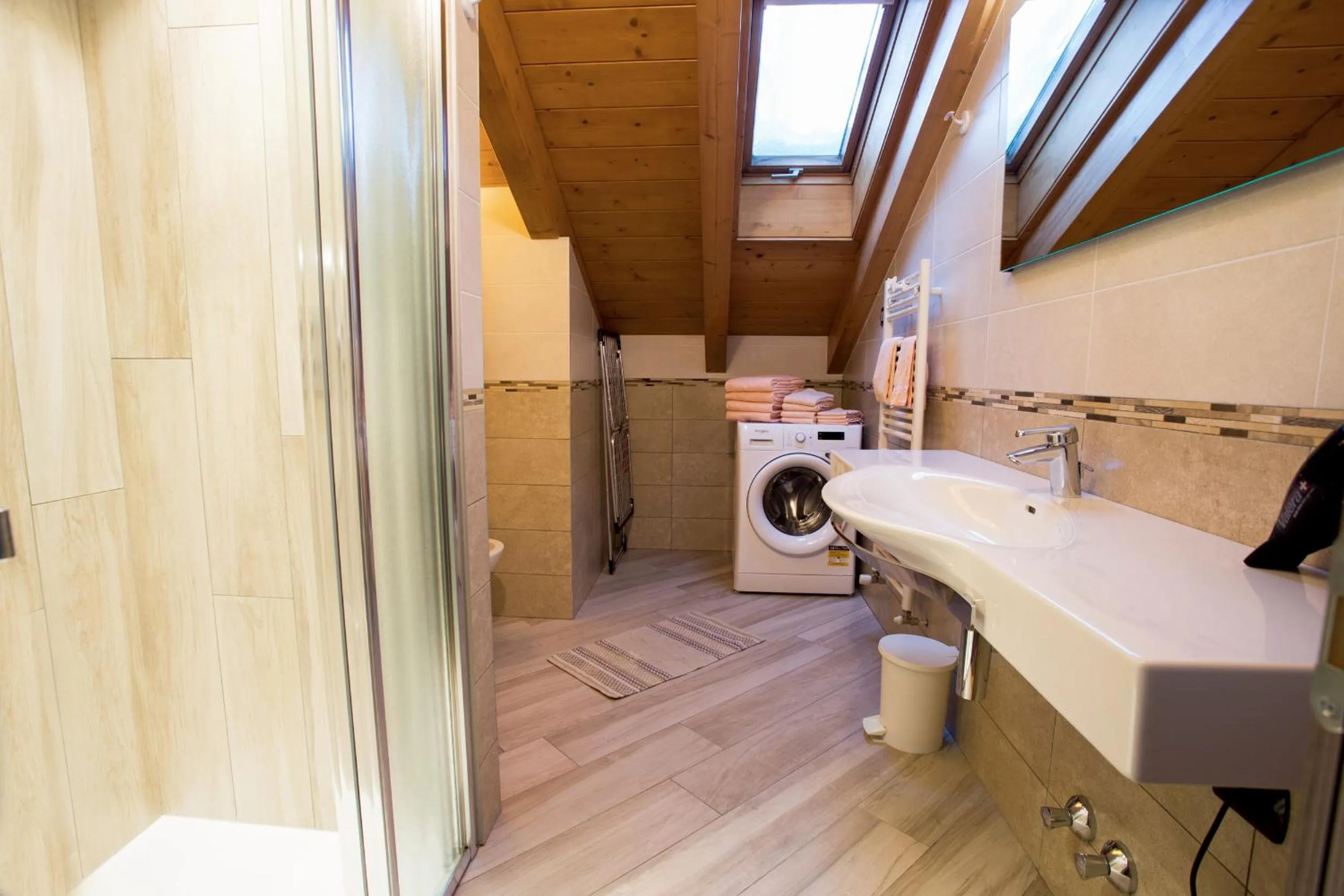 Bathroom in Steinbock B&B - Apartaments