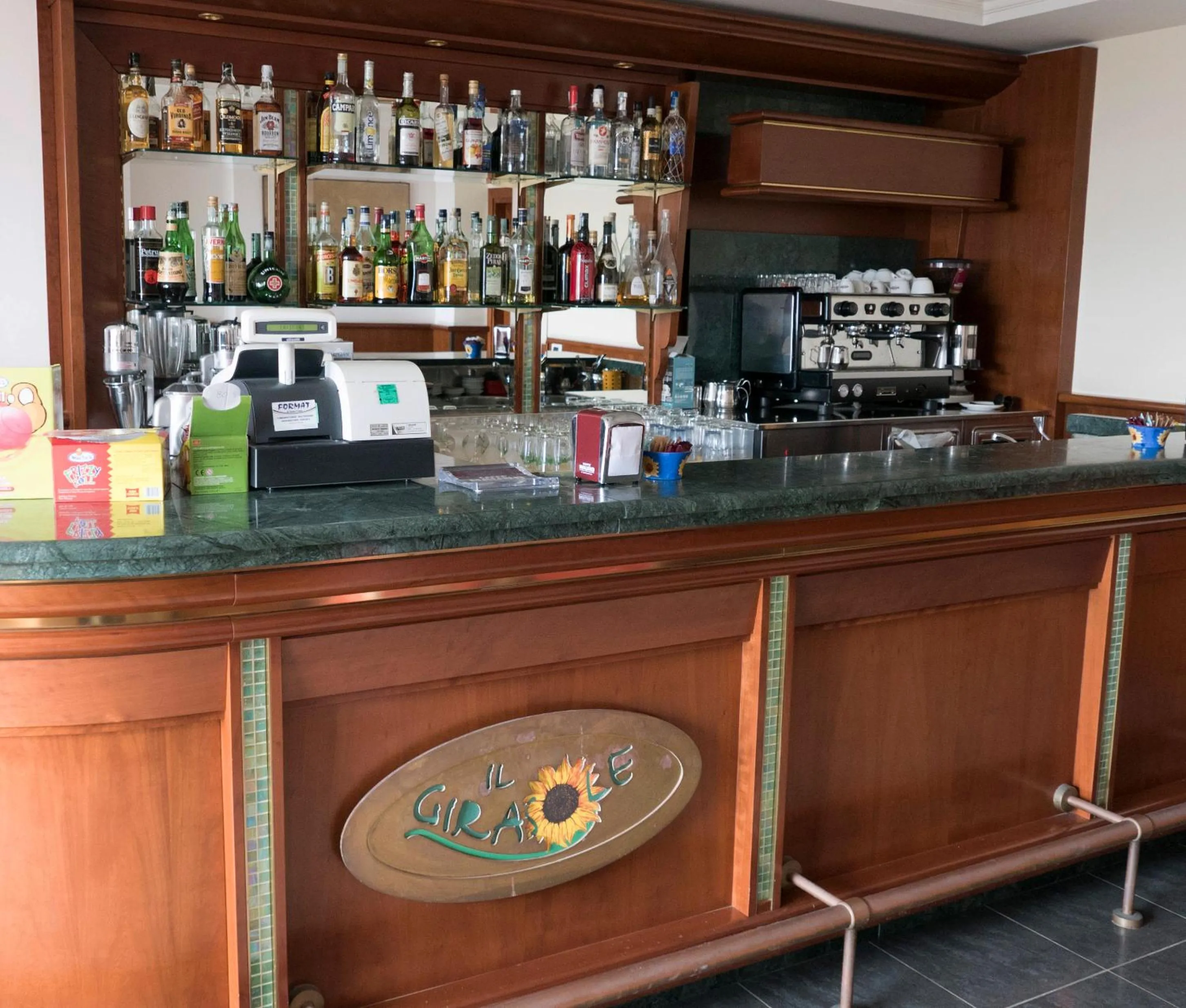 Lounge or bar in Hotel Il Girasole