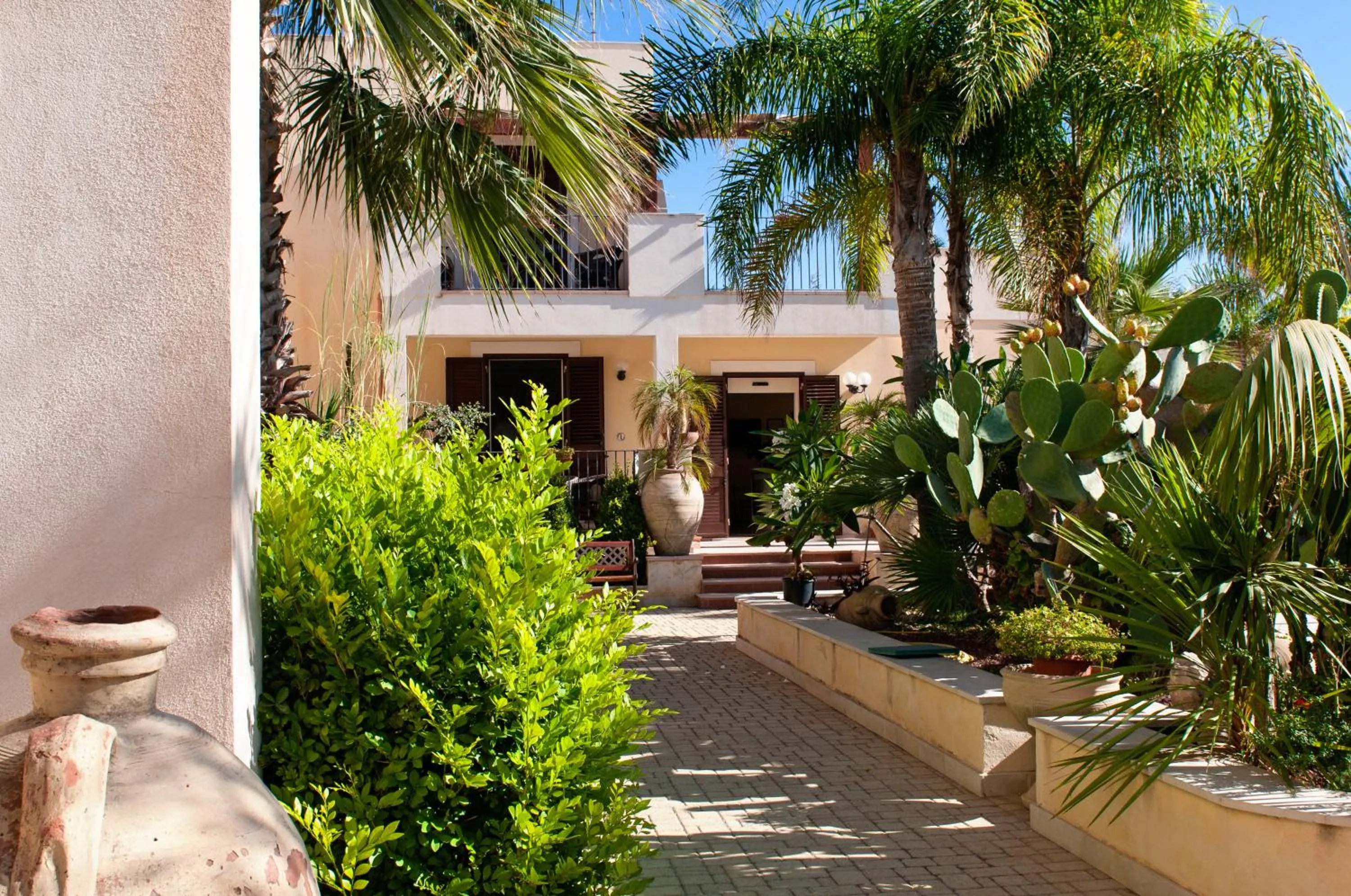 Facade/entrance in Residence Casa Del Mar Sicilia