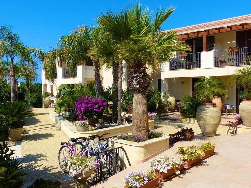 Facade/entrance in Residence Casa Del Mar Sicilia