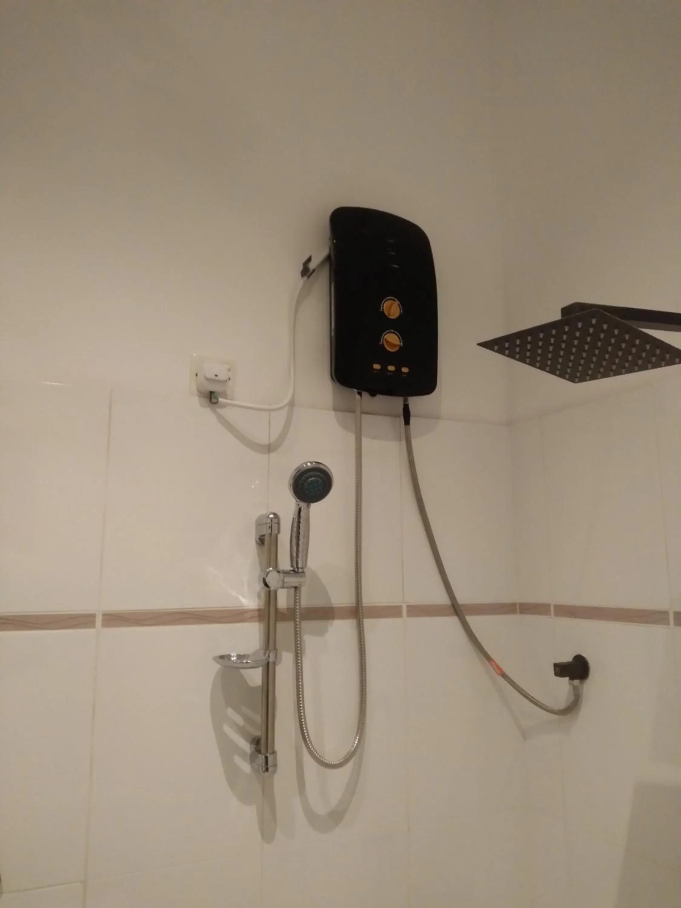 Shower in Vimanra Udawalawa