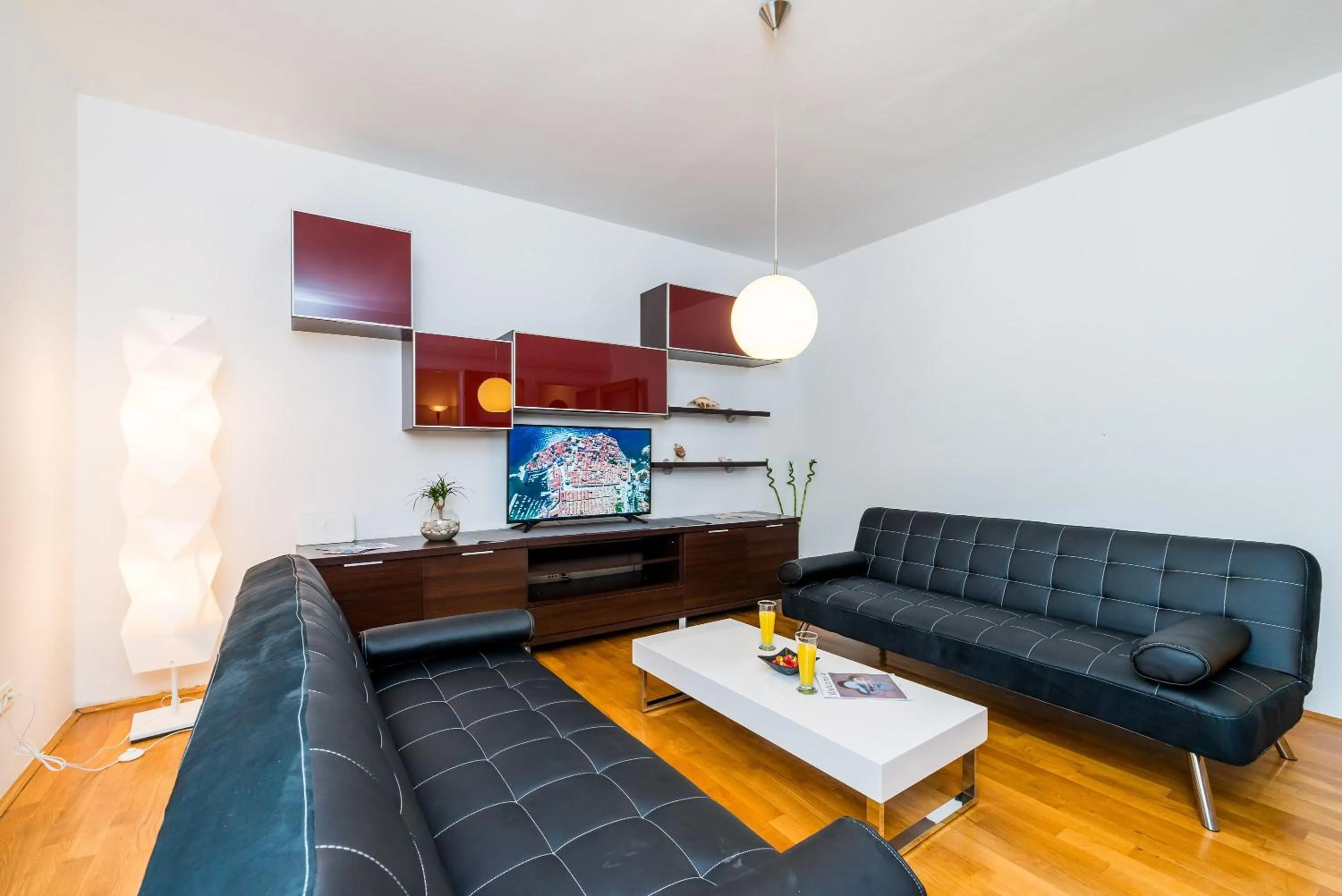 Apartment Valonija