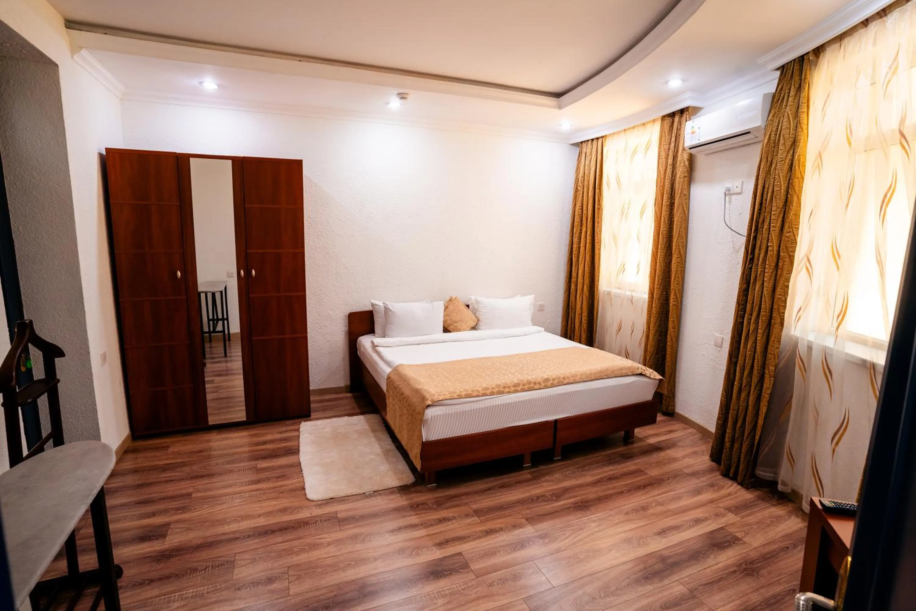 Bed in Panorama Villa Lux Hotel