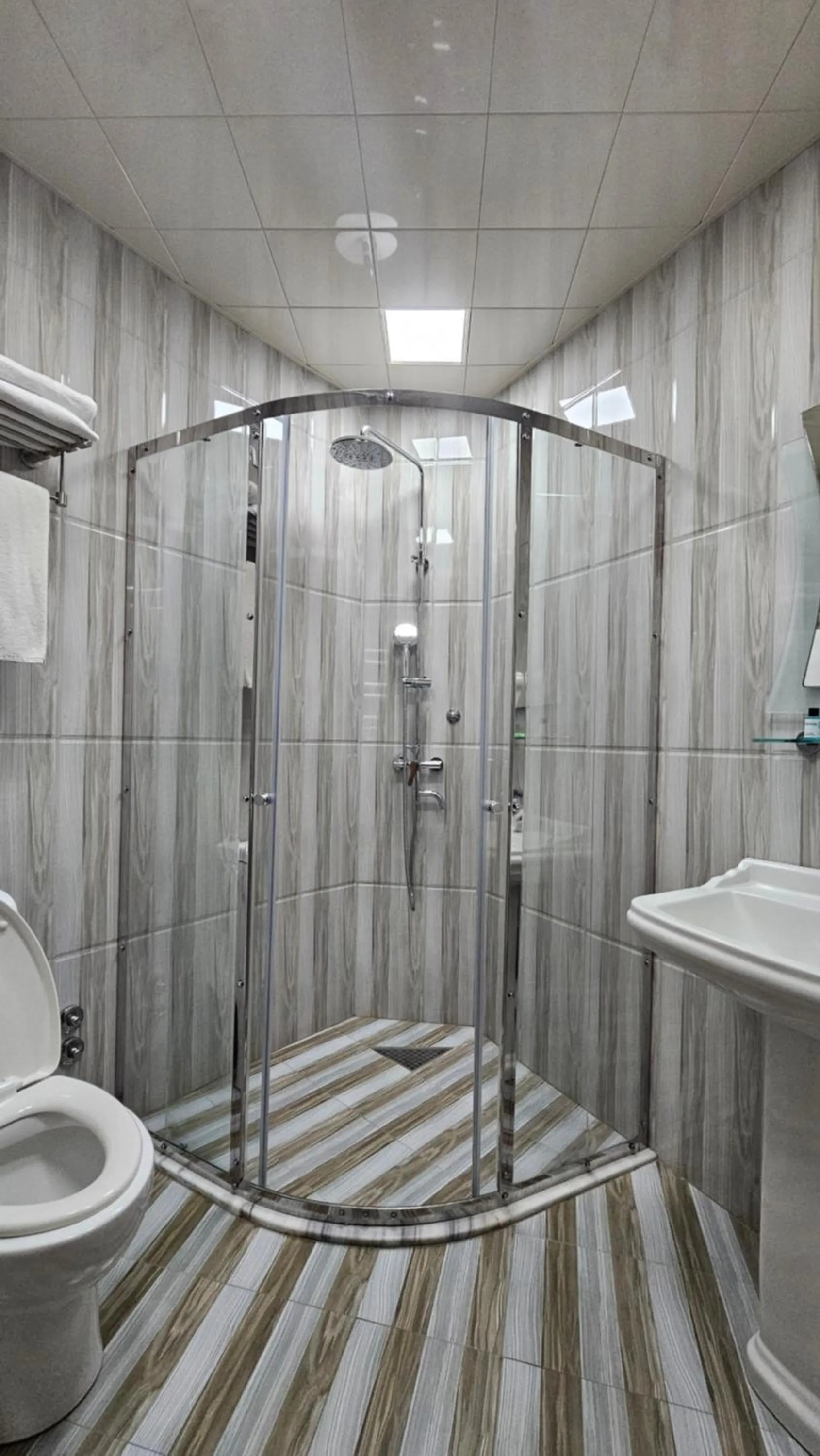 Bathroom in Panorama Villa Lux Hotel