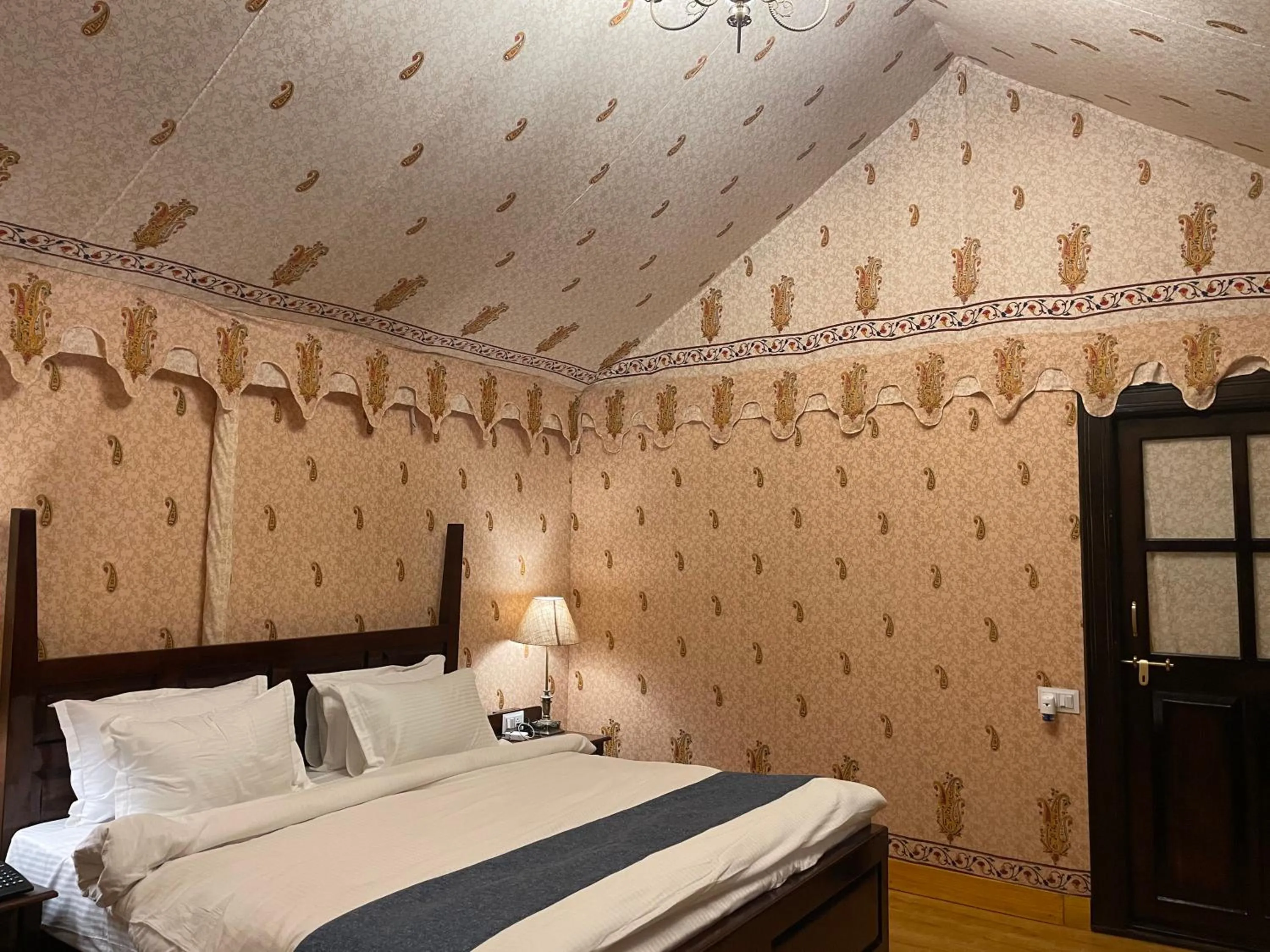 Bed in Rawai Luxury Tents Pushkar