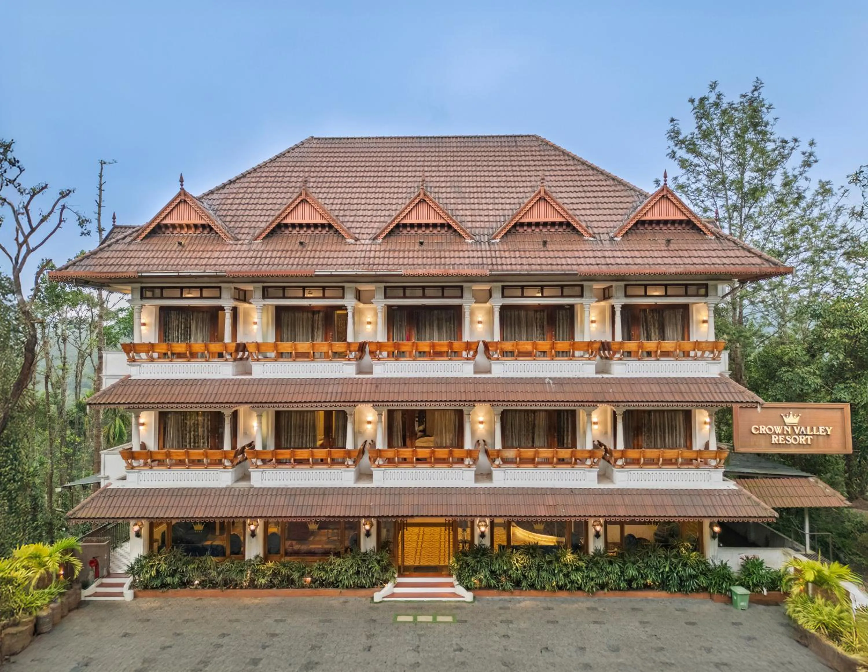 Crown Valley Thekkady